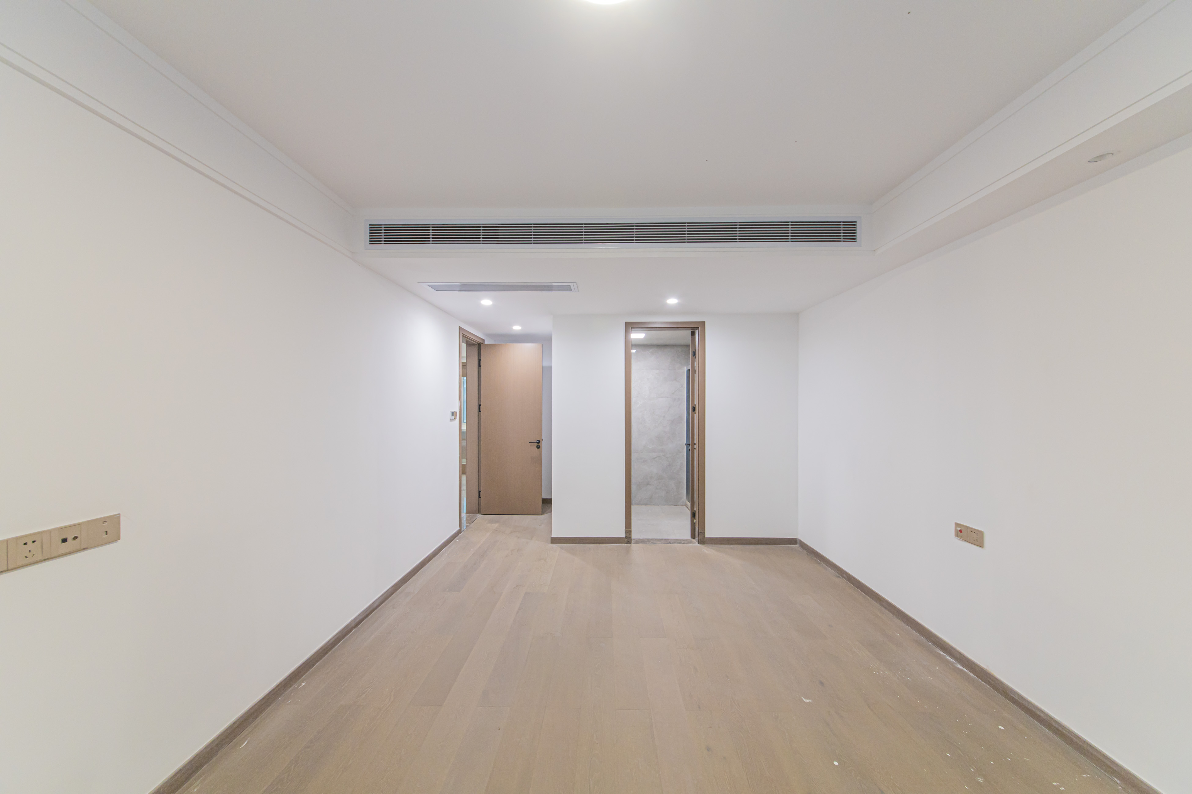 江悦和鸣  4室2厅2卫   228.00万卧室