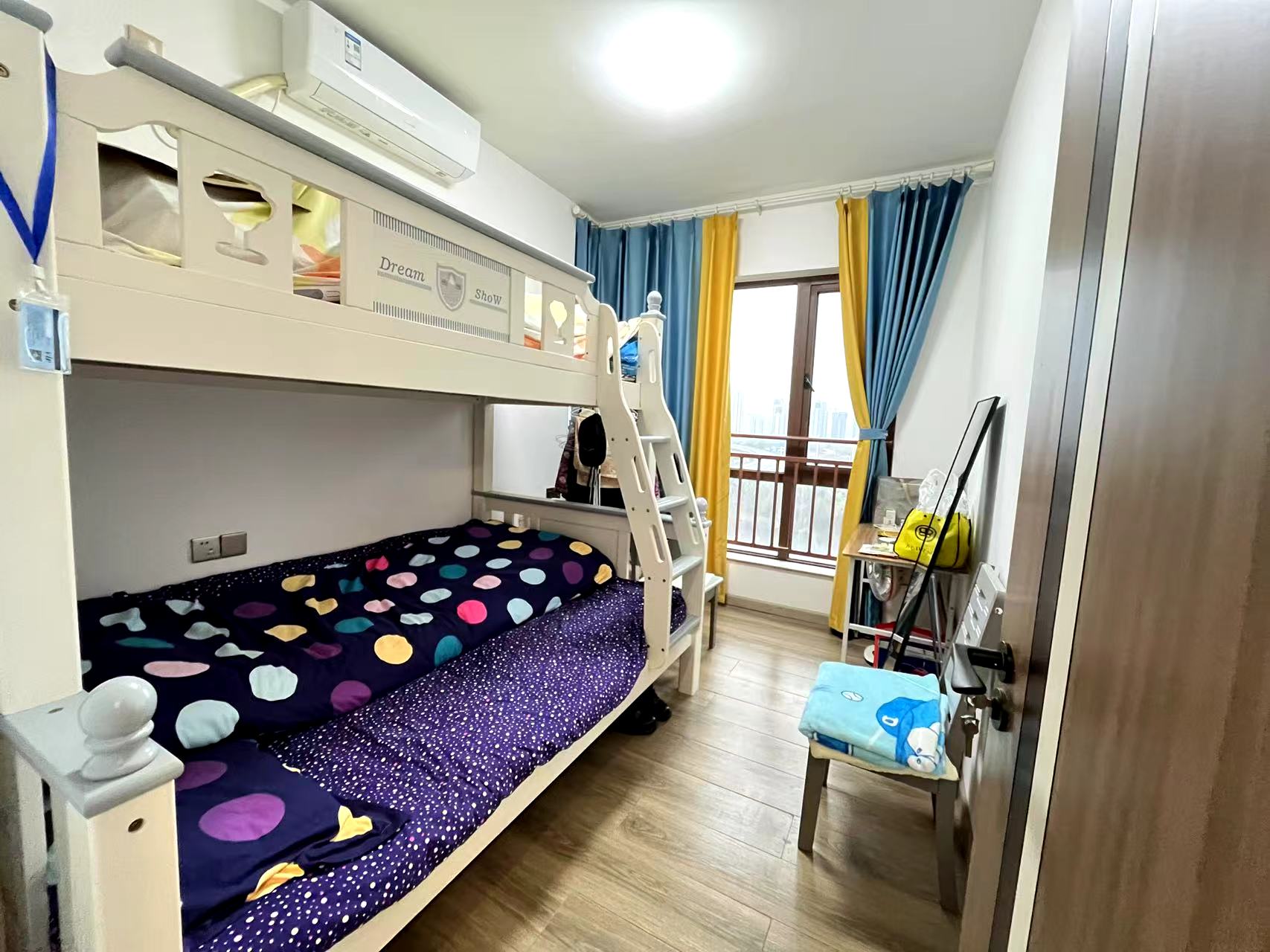 金轮津桥华府 3室2厅1卫 59.8万 金轮津桥华府 3室2厅1卫 59.8万室内图