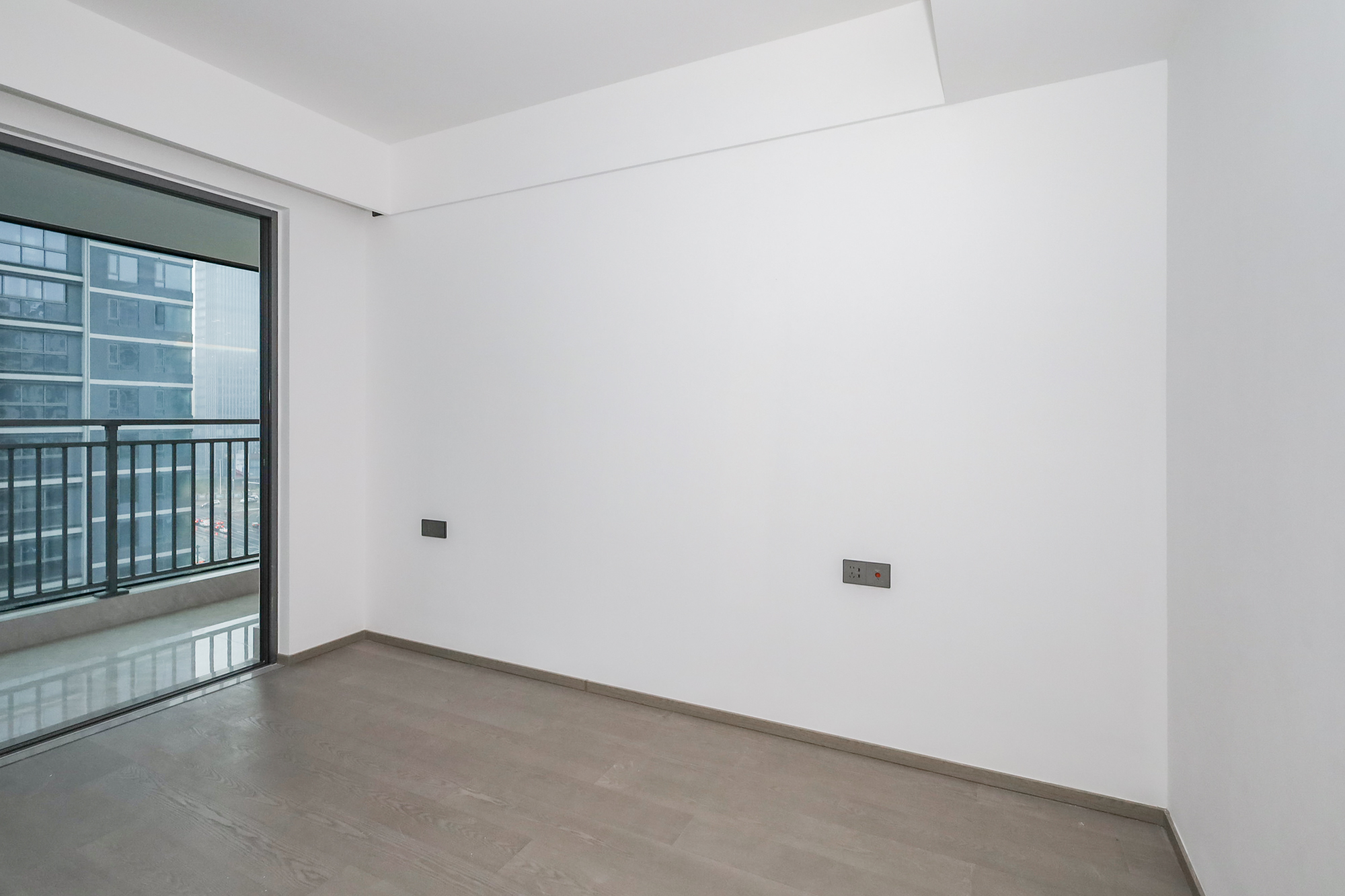 招商蛇口滨江境  4室2厅2卫    360.0万 招商蛇口滨江境  4室2厅2卫    360.0万卧室