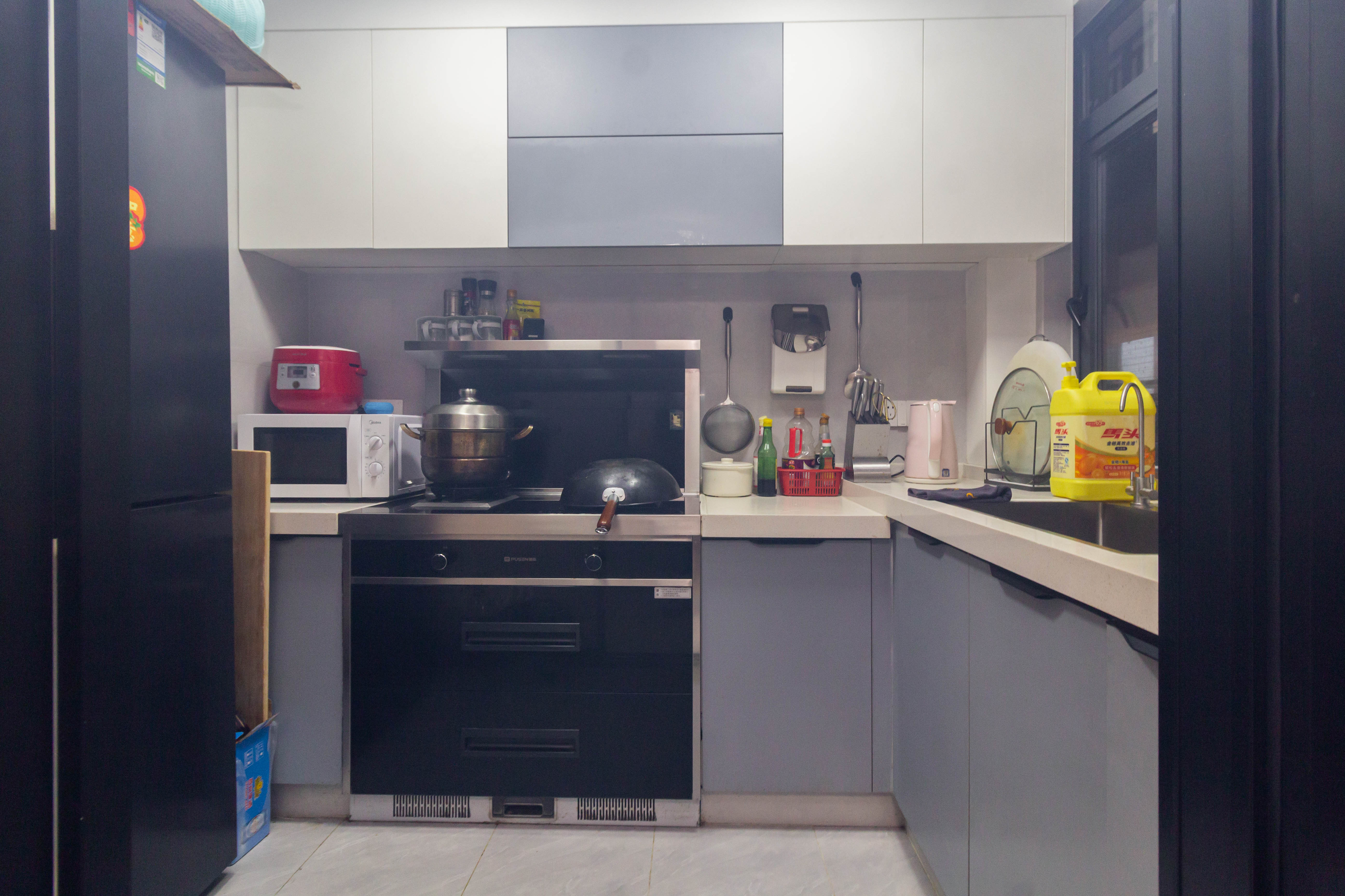 日盛湖湘花苑  3室2厅1卫    90.8万 日盛湖湘花苑  3室2厅1卫    90.8万厨房