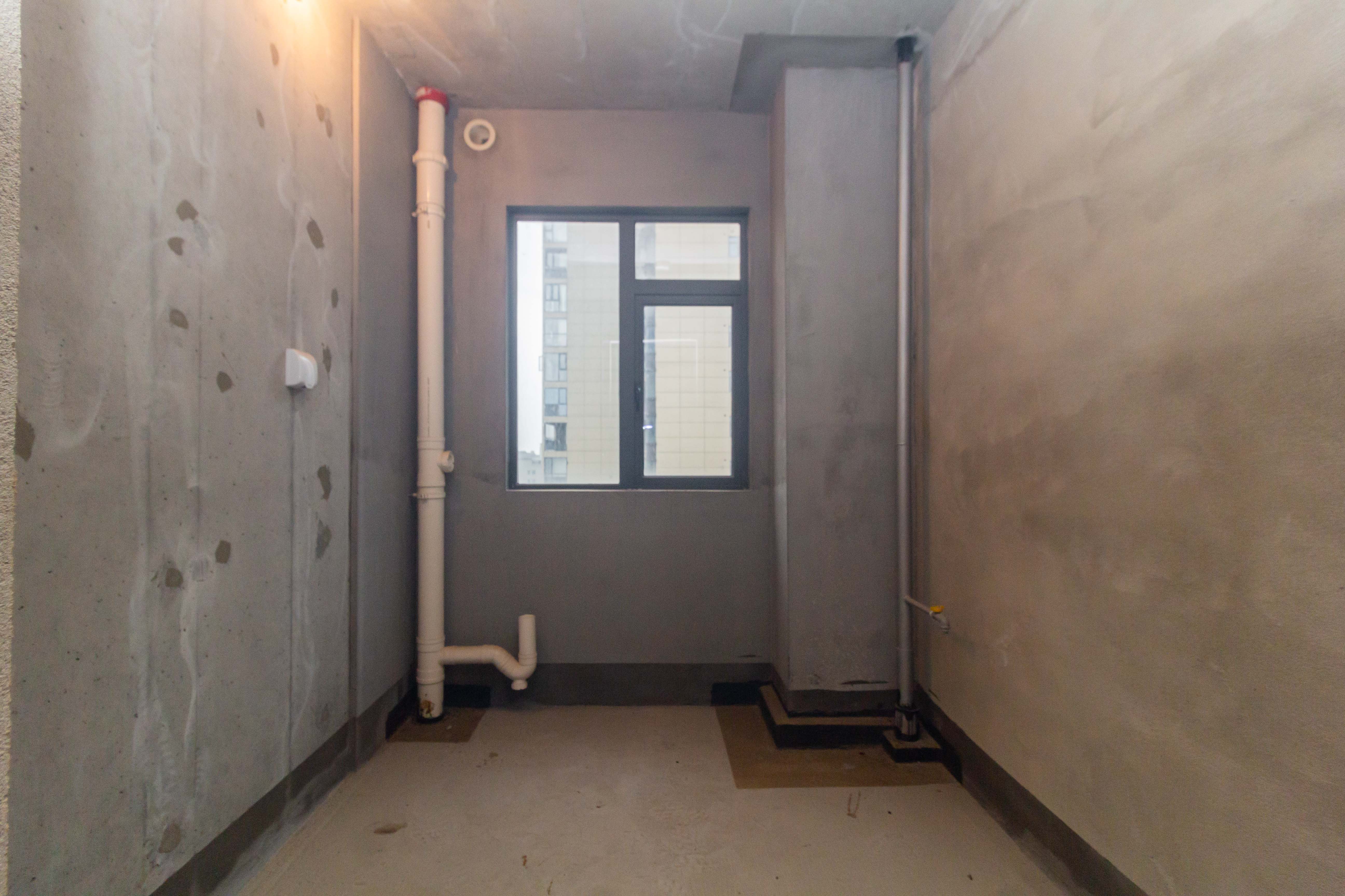 日盛湖湘花苑 3室2厅2卫 75.8万 日盛湖湘花苑 3室2厅2卫 75.8万厨房