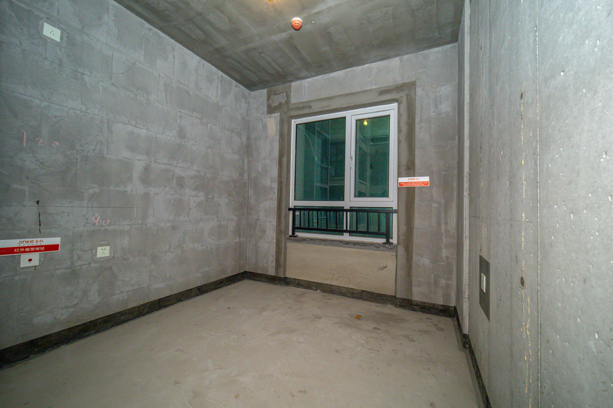 金科时代中心  1室0厅0卫    61.8万 金科时代中心  1室0厅0卫    61.8万卧室