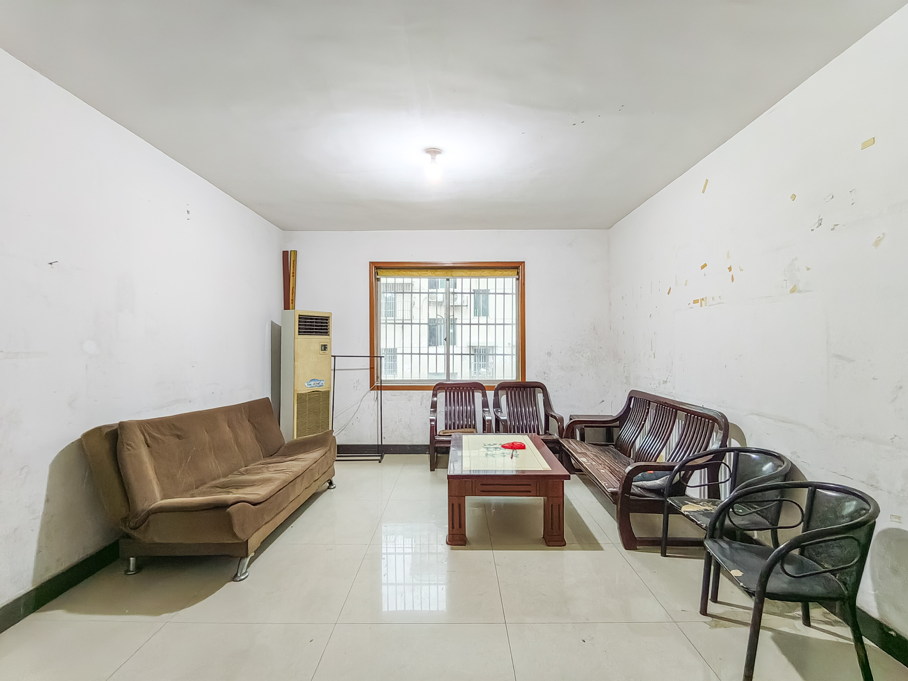 茶叶大市场“山水茗园”  3室2厅1卫    45.0万 茶叶大市场“山水茗园”  3室2厅1卫    45.0万