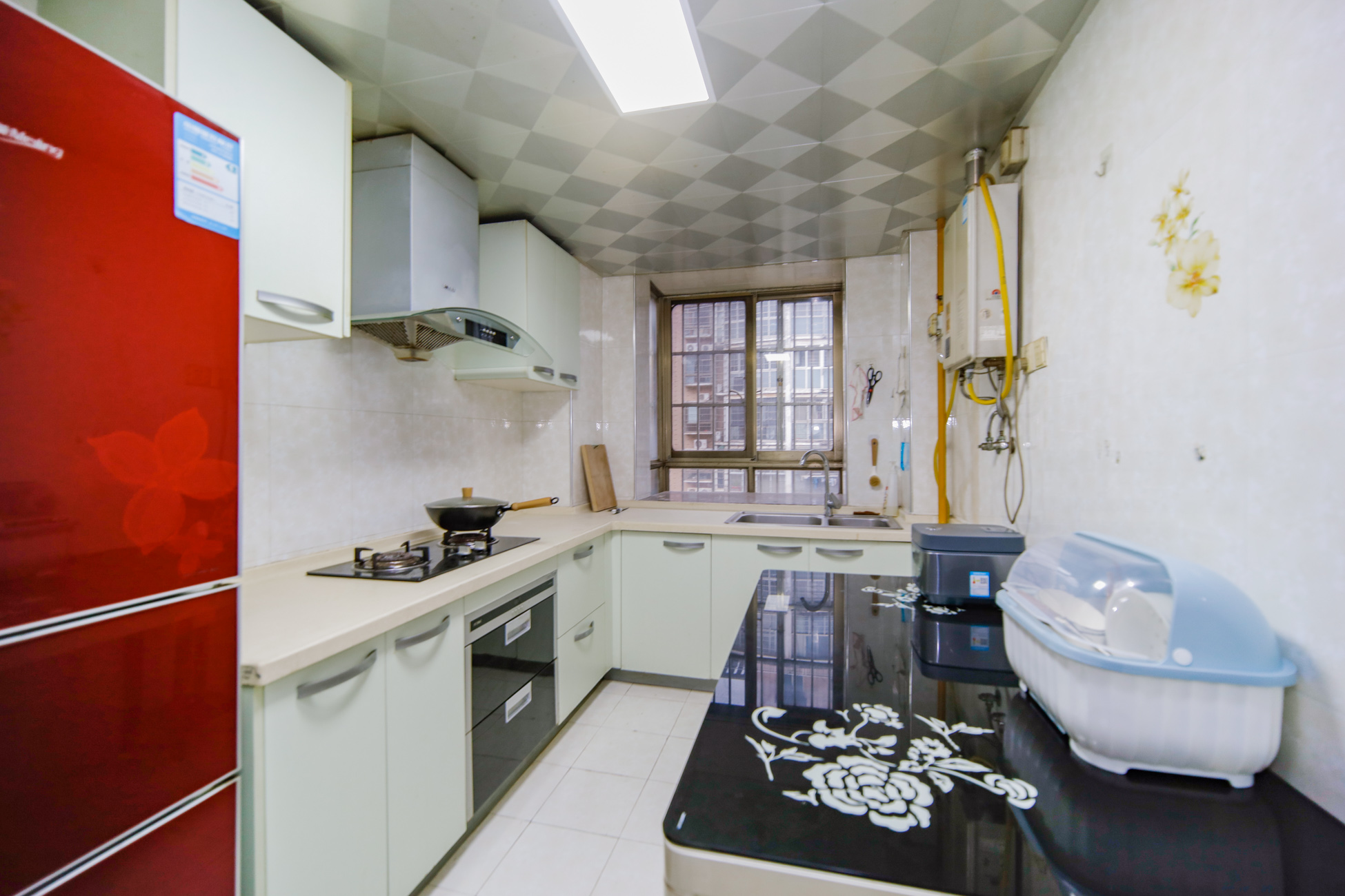 德馨园 3室2厅2卫 68.0万 德馨园 3室2厅2卫 68.0万厨房