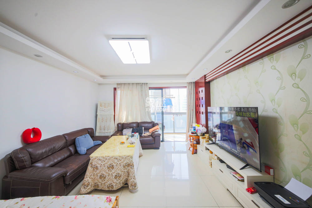 博林金谷  3室2厅2卫    135.0万