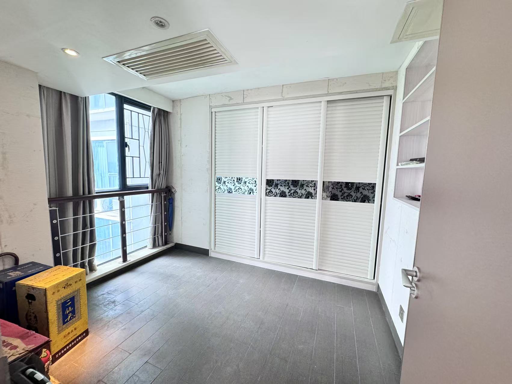 山水国际 5室2厅2卫 168.0万 山水国际 5室2厅2卫 168.0万室内图