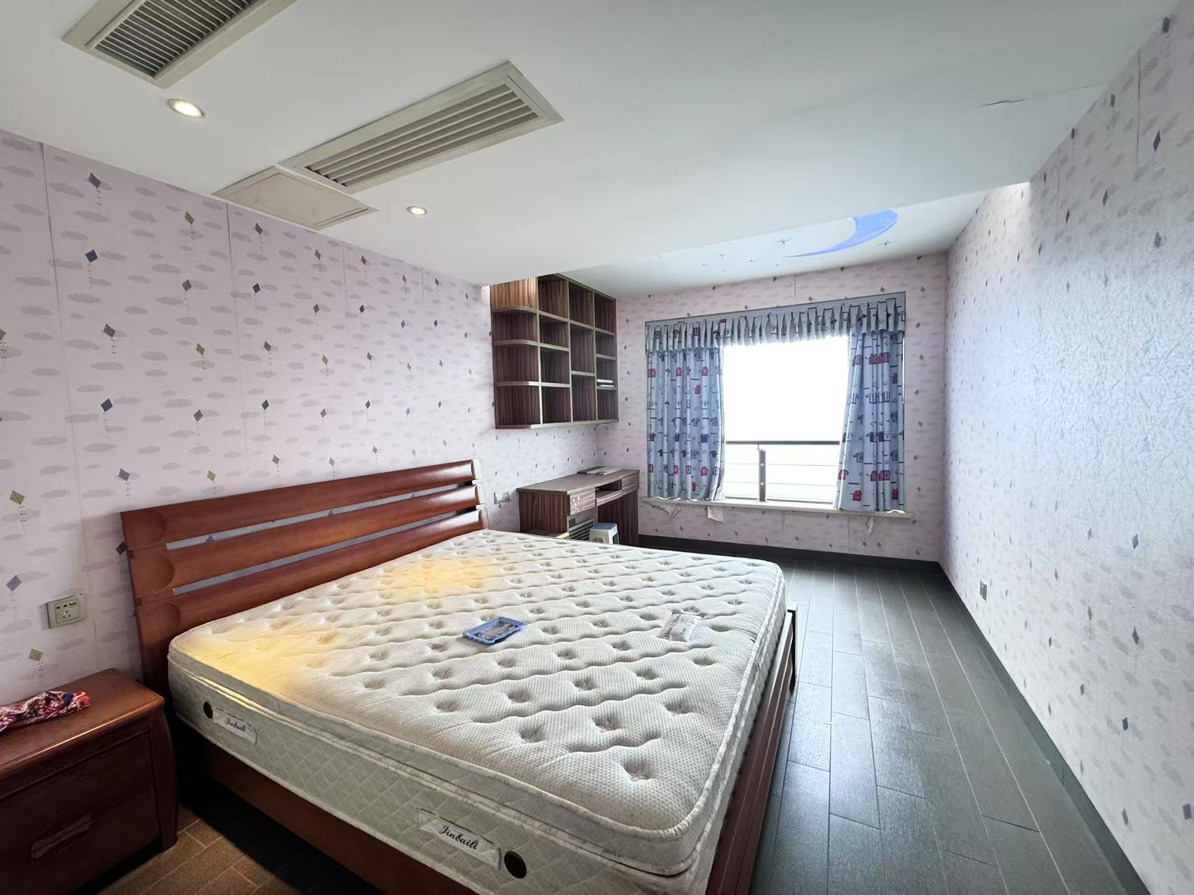 山水国际 5室2厅2卫 168.0万 山水国际 5室2厅2卫 168.0万室内图