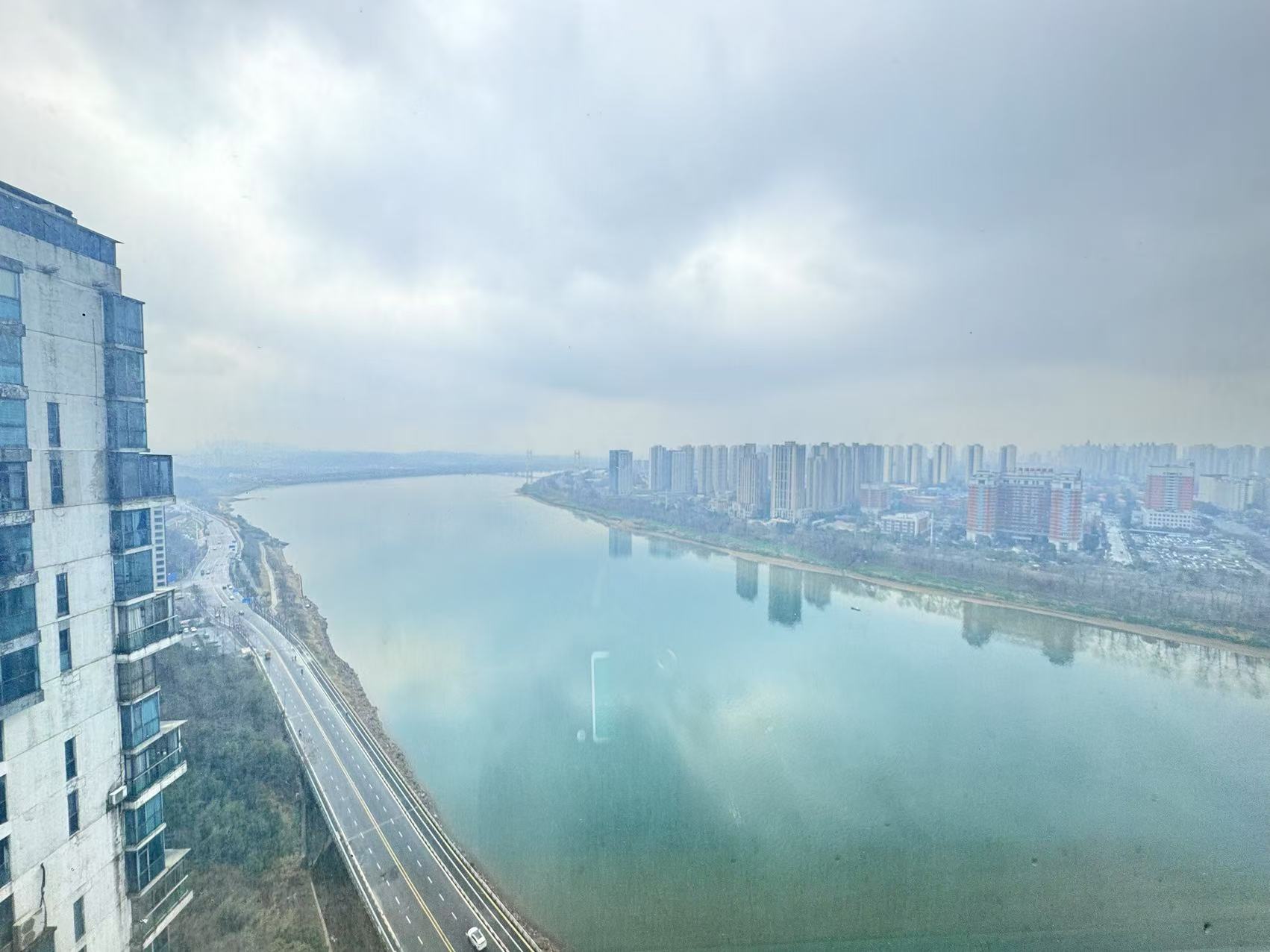 山水国际 5室2厅2卫 168.0万 山水国际 5室2厅2卫 168.0万室内图