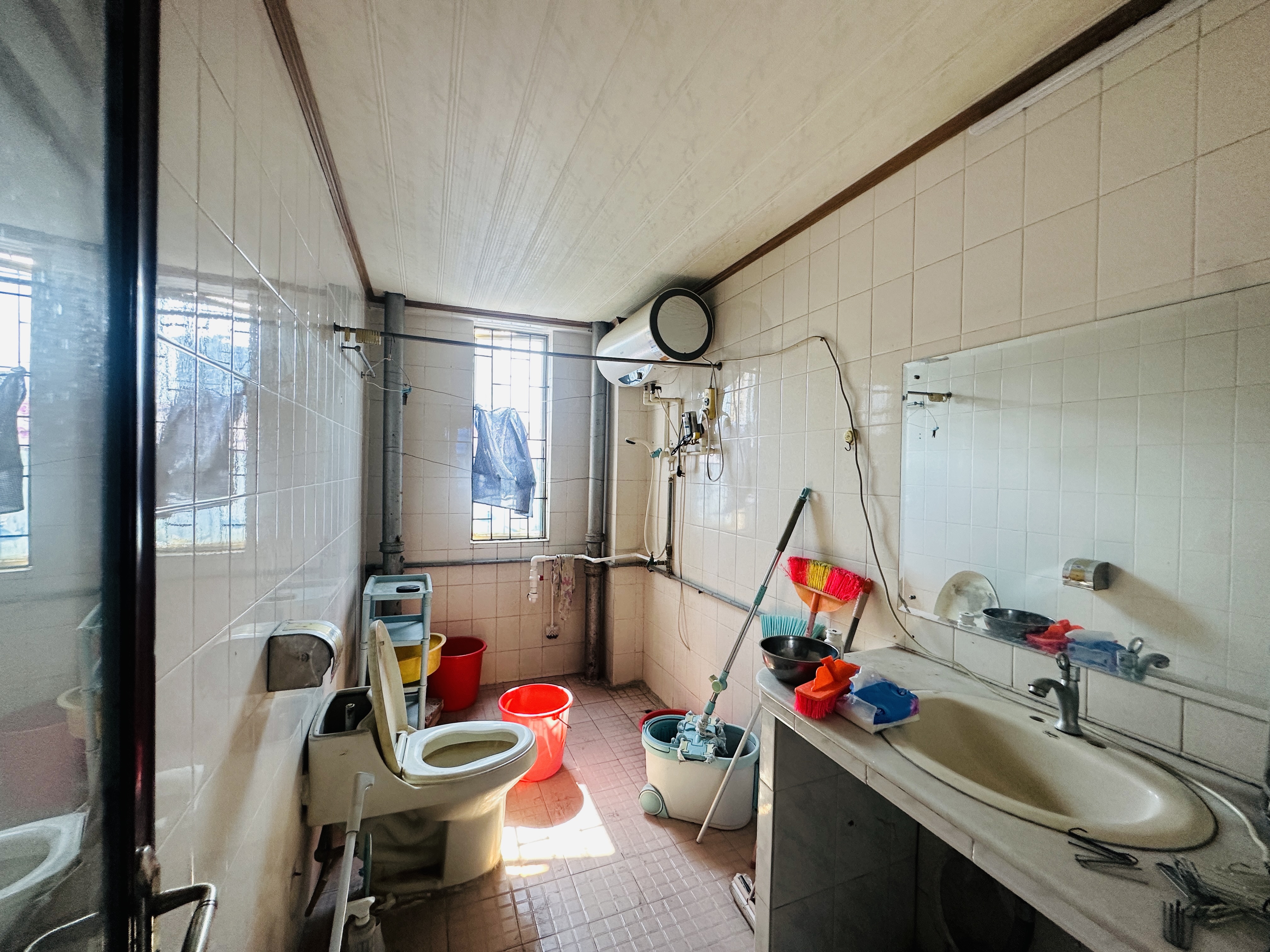 南沙路小区73号 3室2厅1卫 95.0万 南沙路小区73号 3室2厅1卫 95.0万卫生间