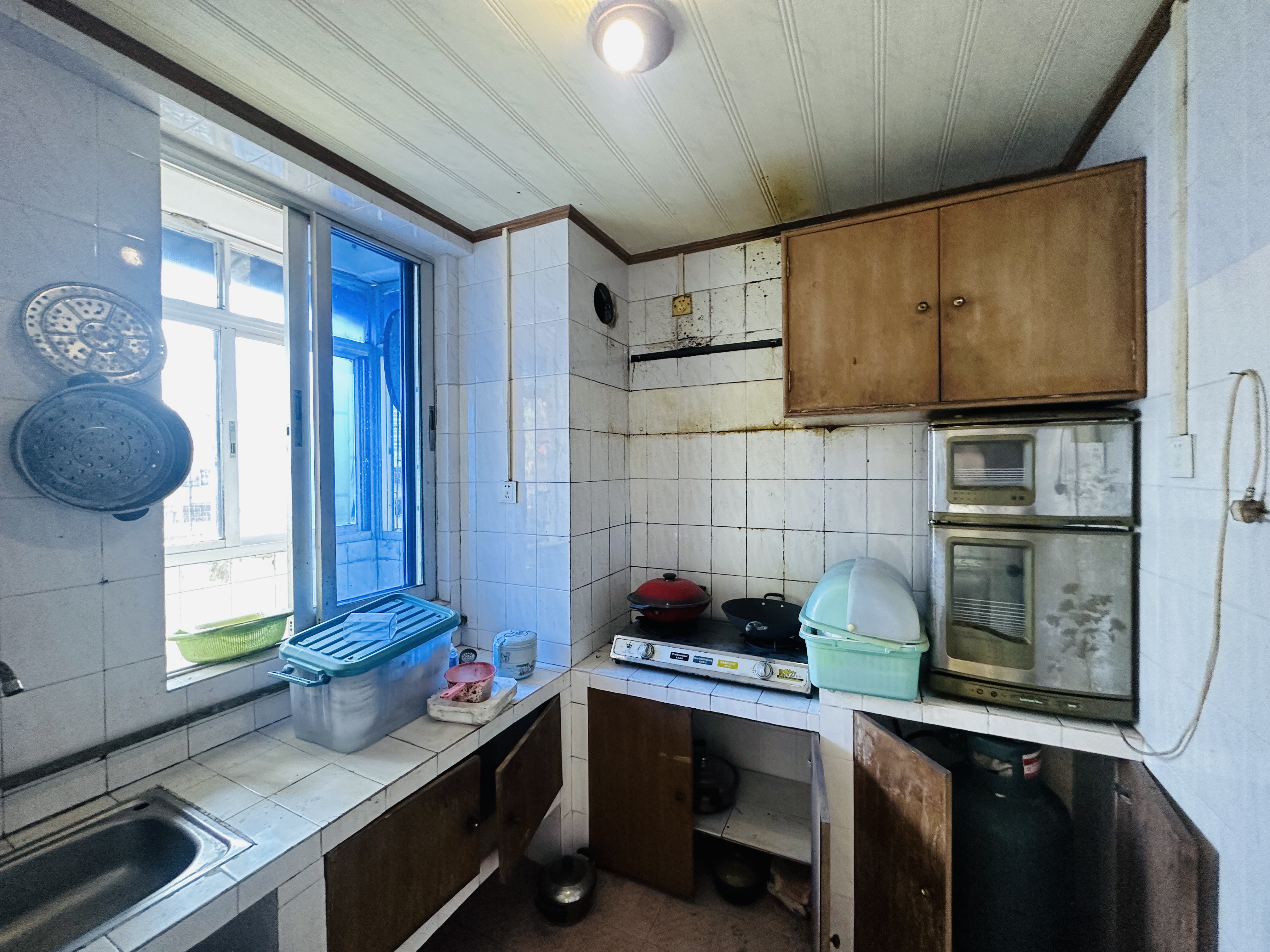 南沙路小区73号 3室2厅1卫 95.0万 南沙路小区73号 3室2厅1卫 95.0万厨房