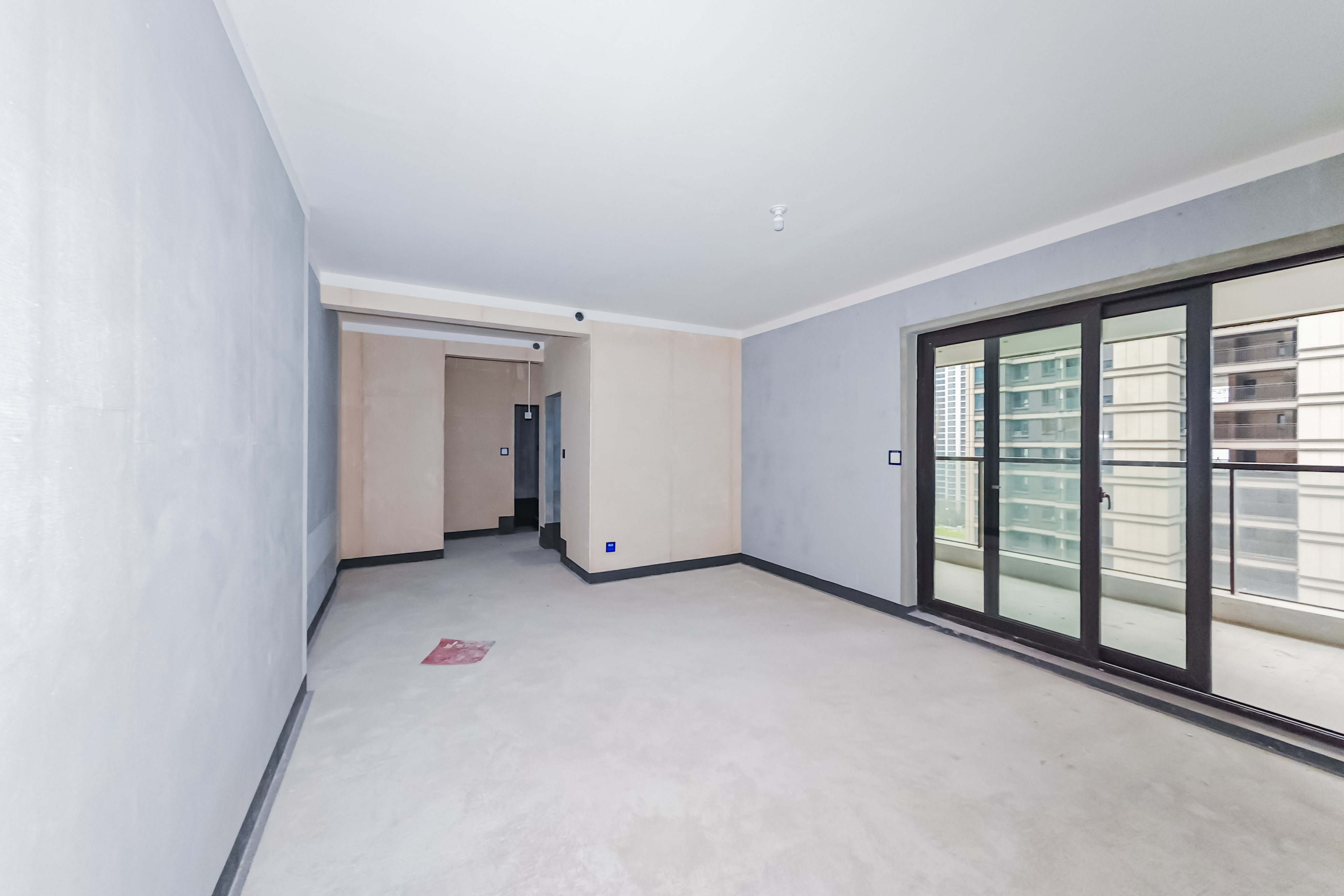 建发玖洲观澜  4室2厅2卫   360.00万其他