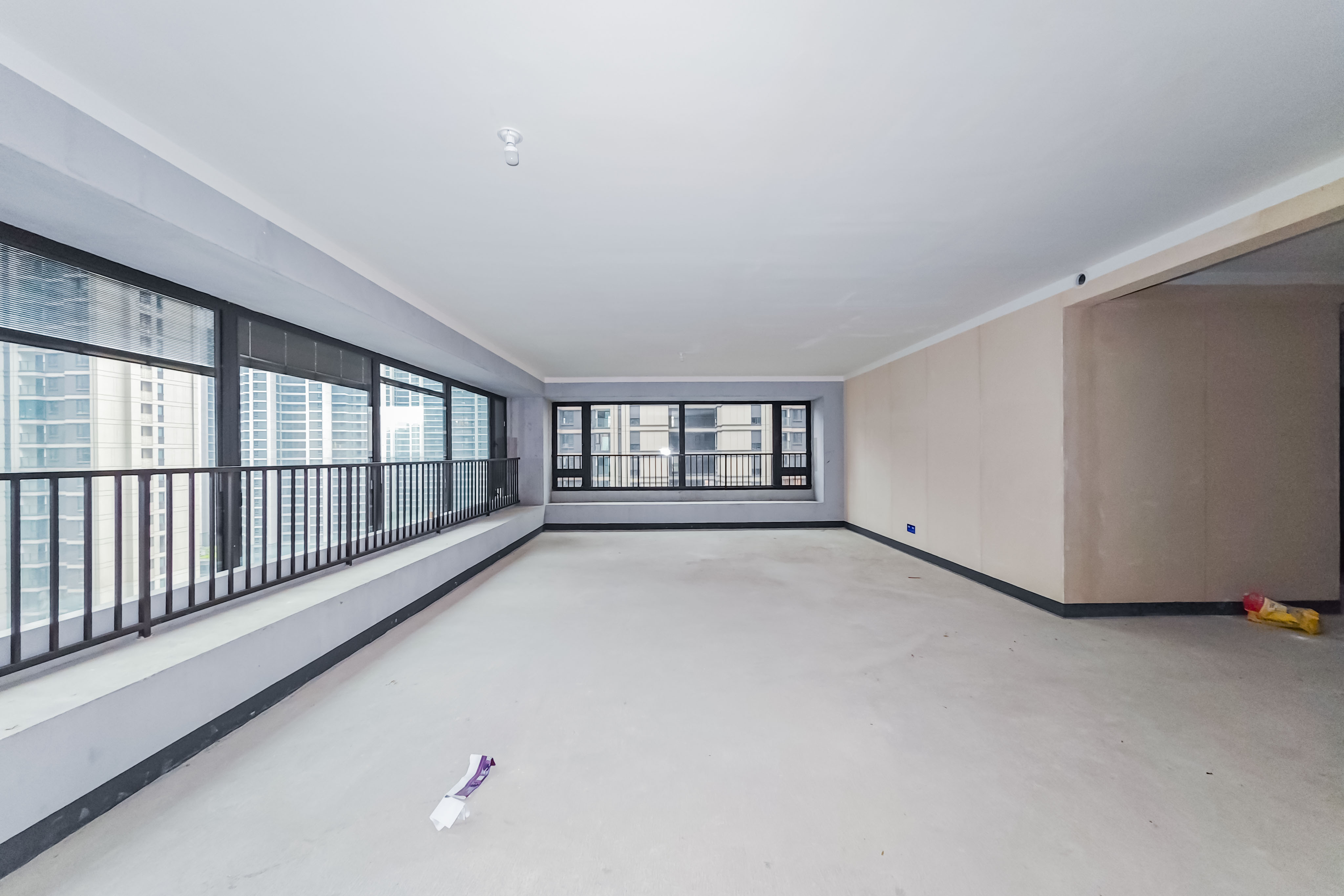 建发玖洲观澜  4室2厅2卫   360.00万其他