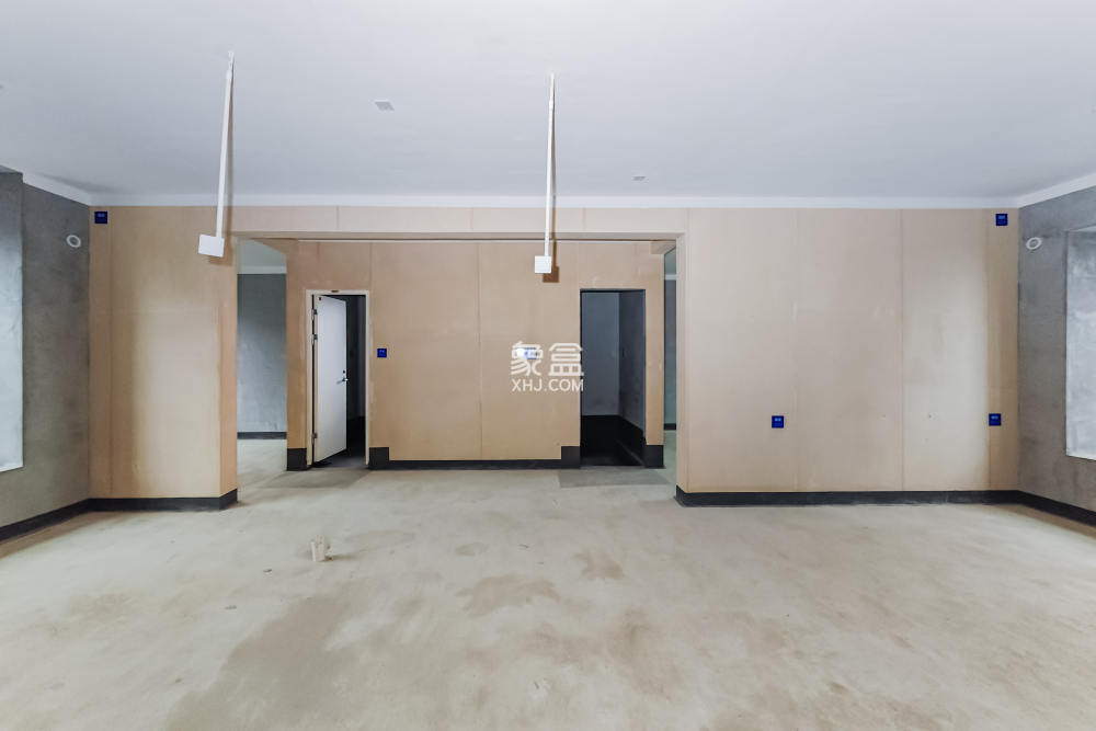 建发玖洲观澜  4室2厅2卫   225.00万
