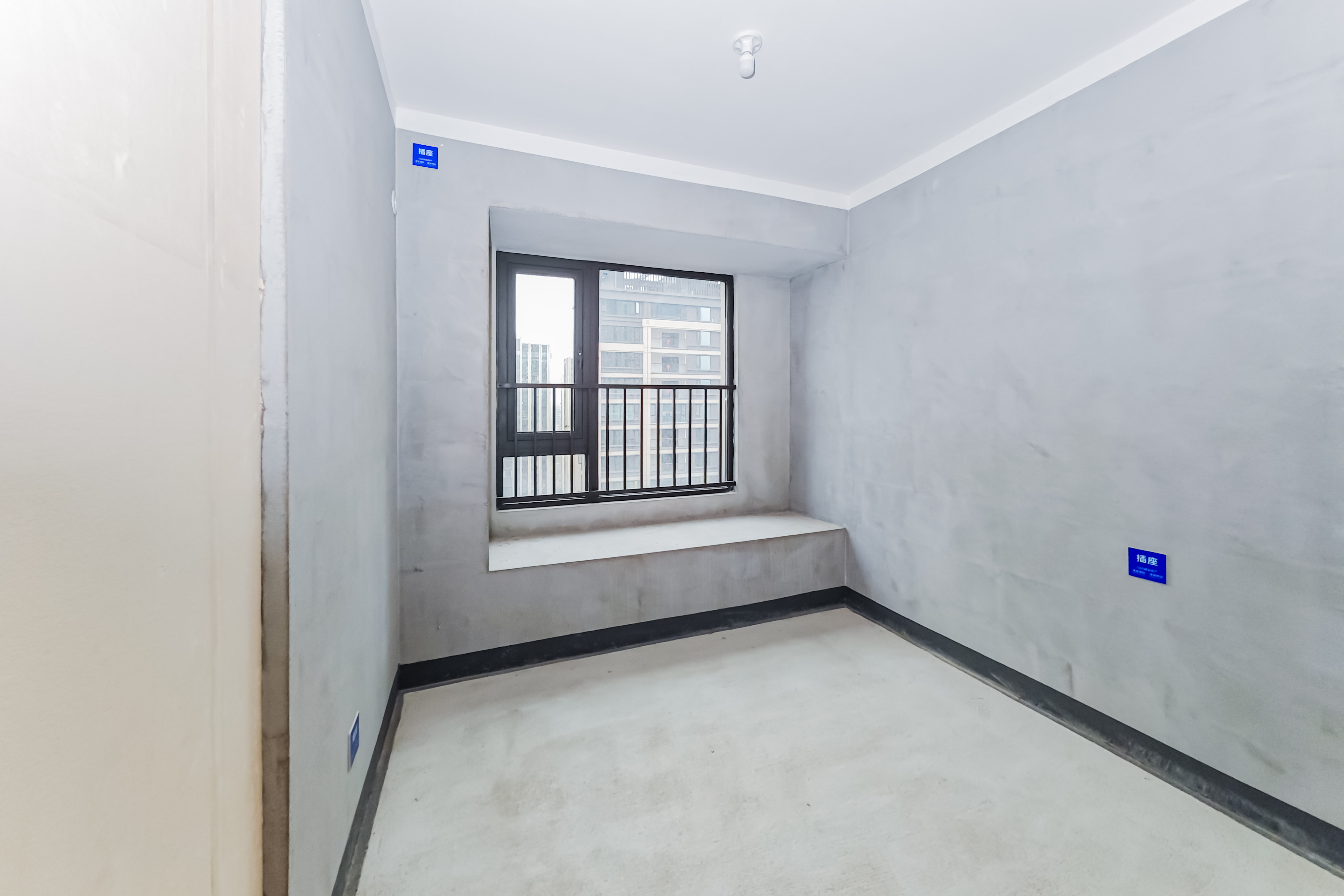 建发玖洲观澜  4室2厅2卫   225.00万其他