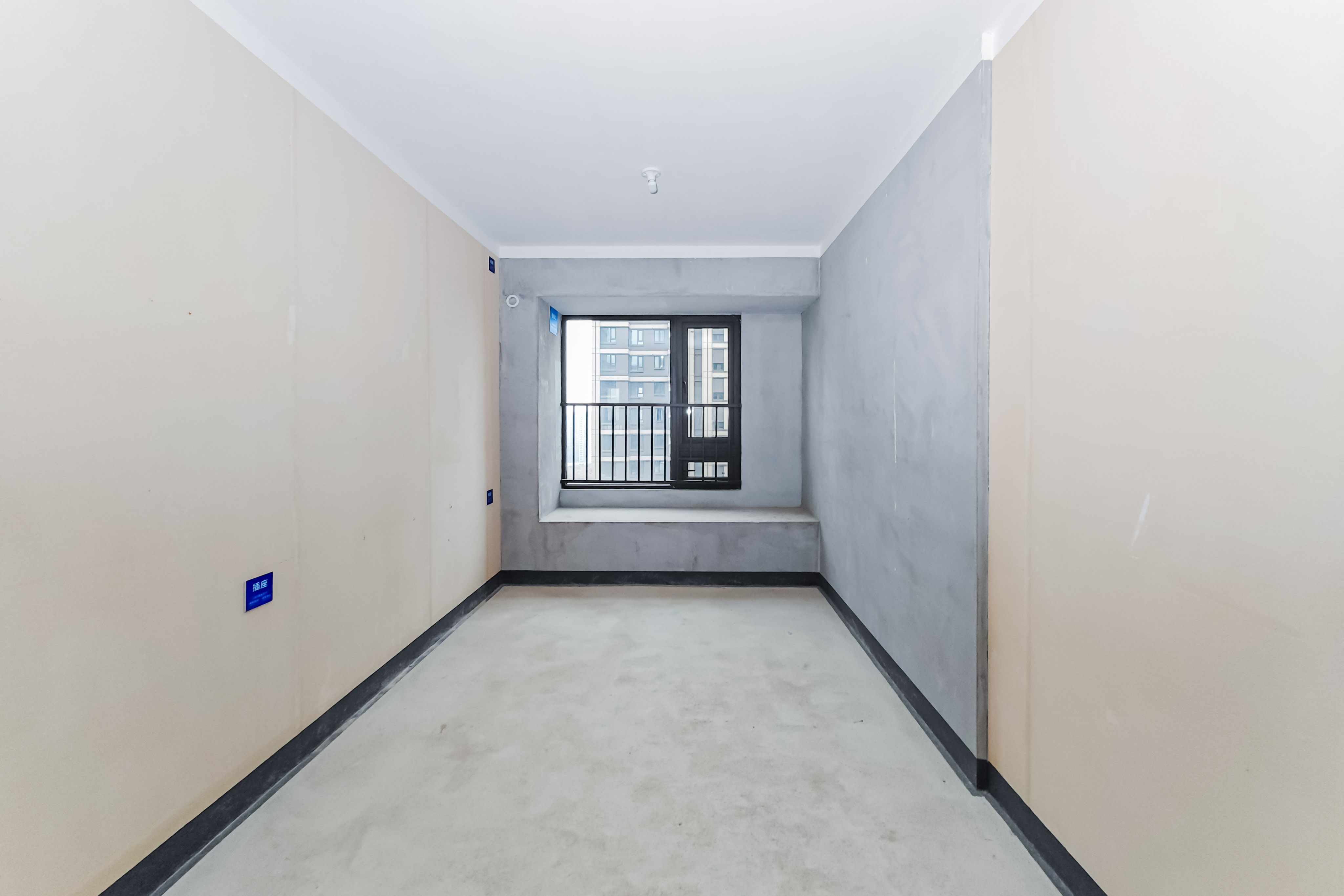 建发玖洲观澜  4室2厅2卫   225.00万其他