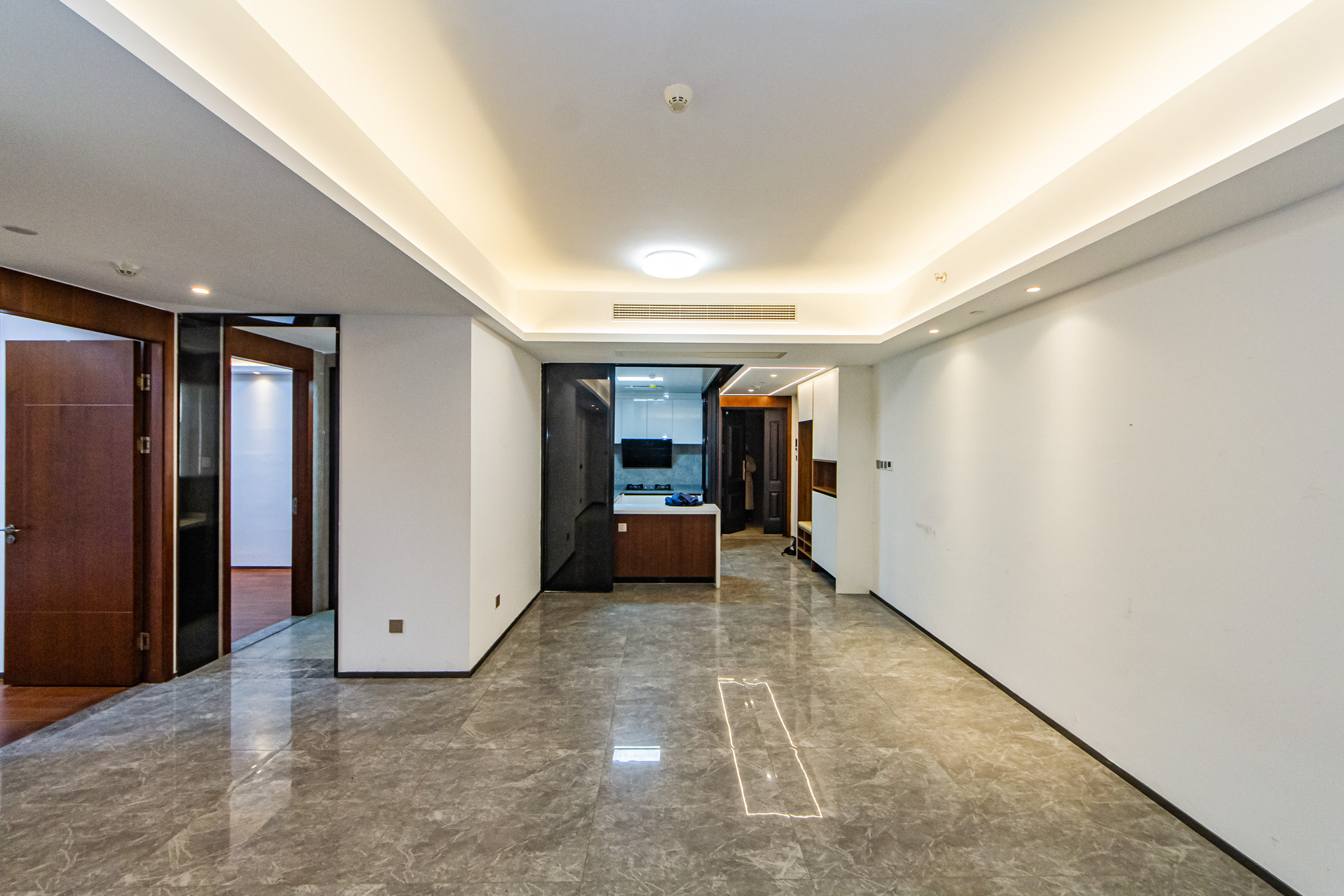 北辰瀚江府  3室2厅1卫    220.0万客厅