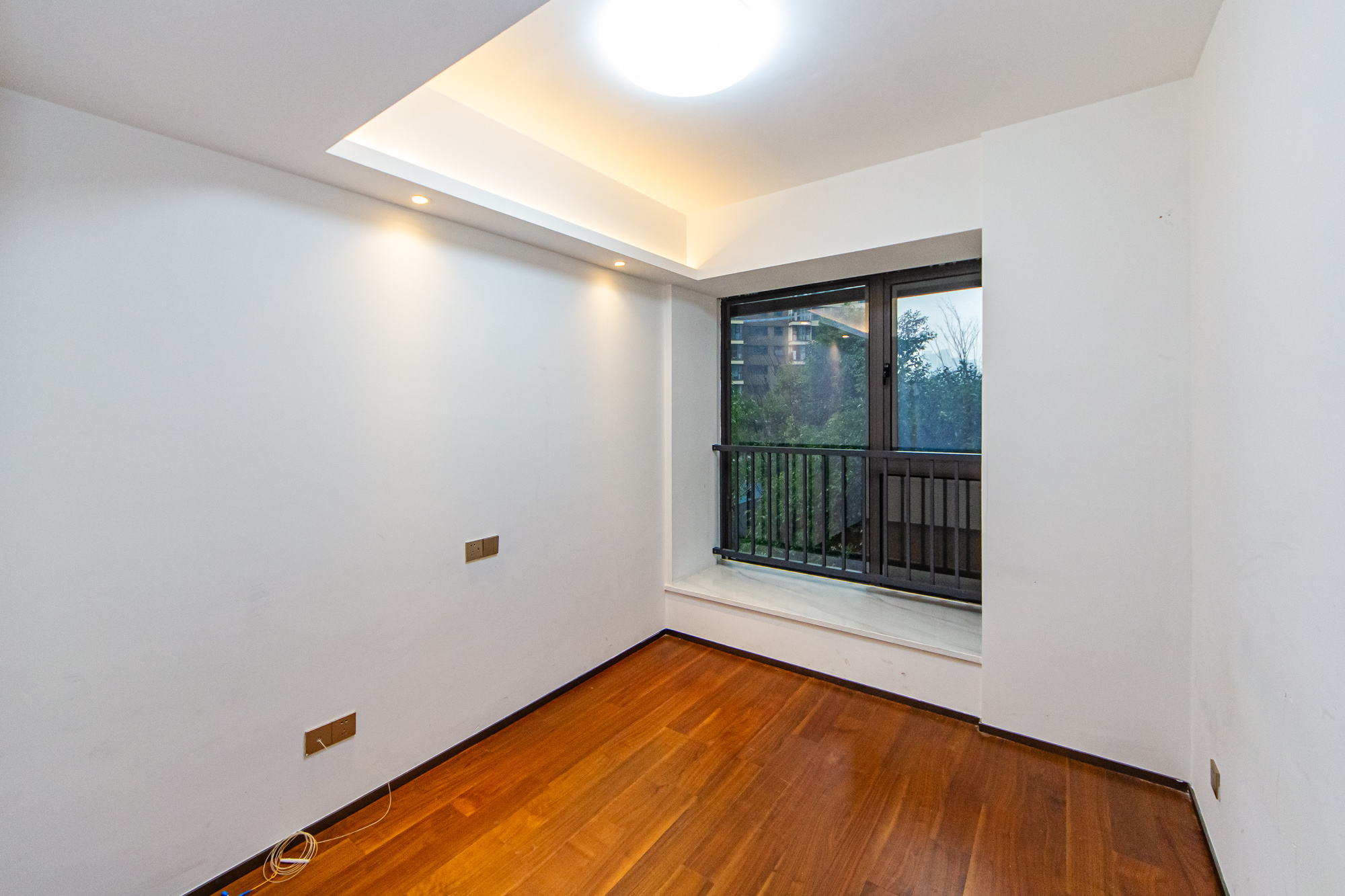 北辰瀚江府  3室2厅1卫    220.0万卧室