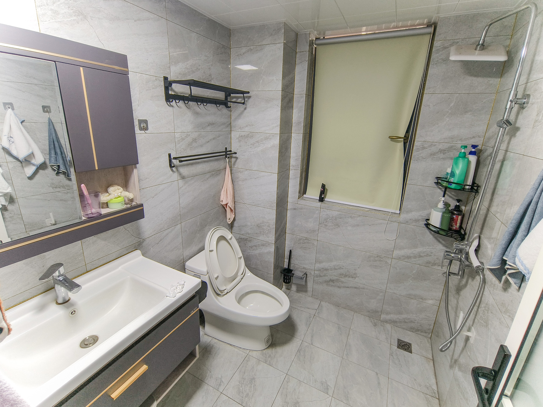 中安善化国际  3室2厅2卫    66.8万 中安善化国际  3室2厅2卫    66.8万卫生间