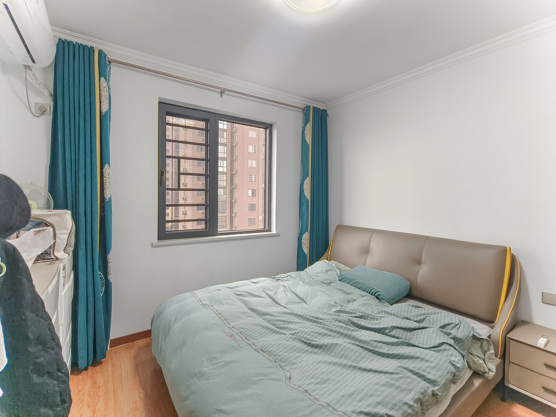 中安善化国际  3室2厅2卫    66.8万 中安善化国际  3室2厅2卫    66.8万卧室