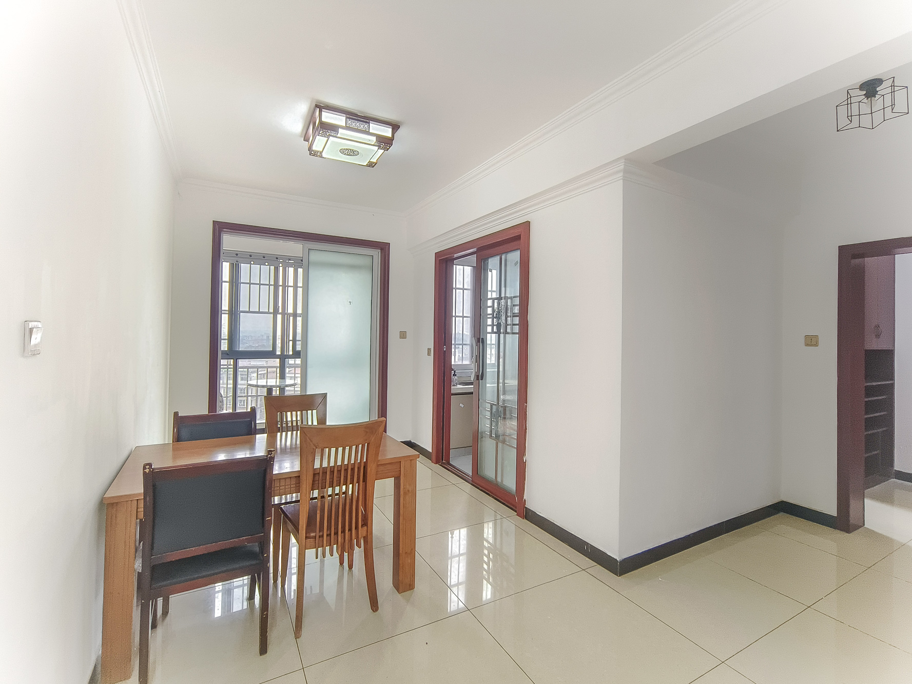 中安善化国际 3室2厅2卫 55.8万 中安善化国际 3室2厅2卫 55.8万客厅