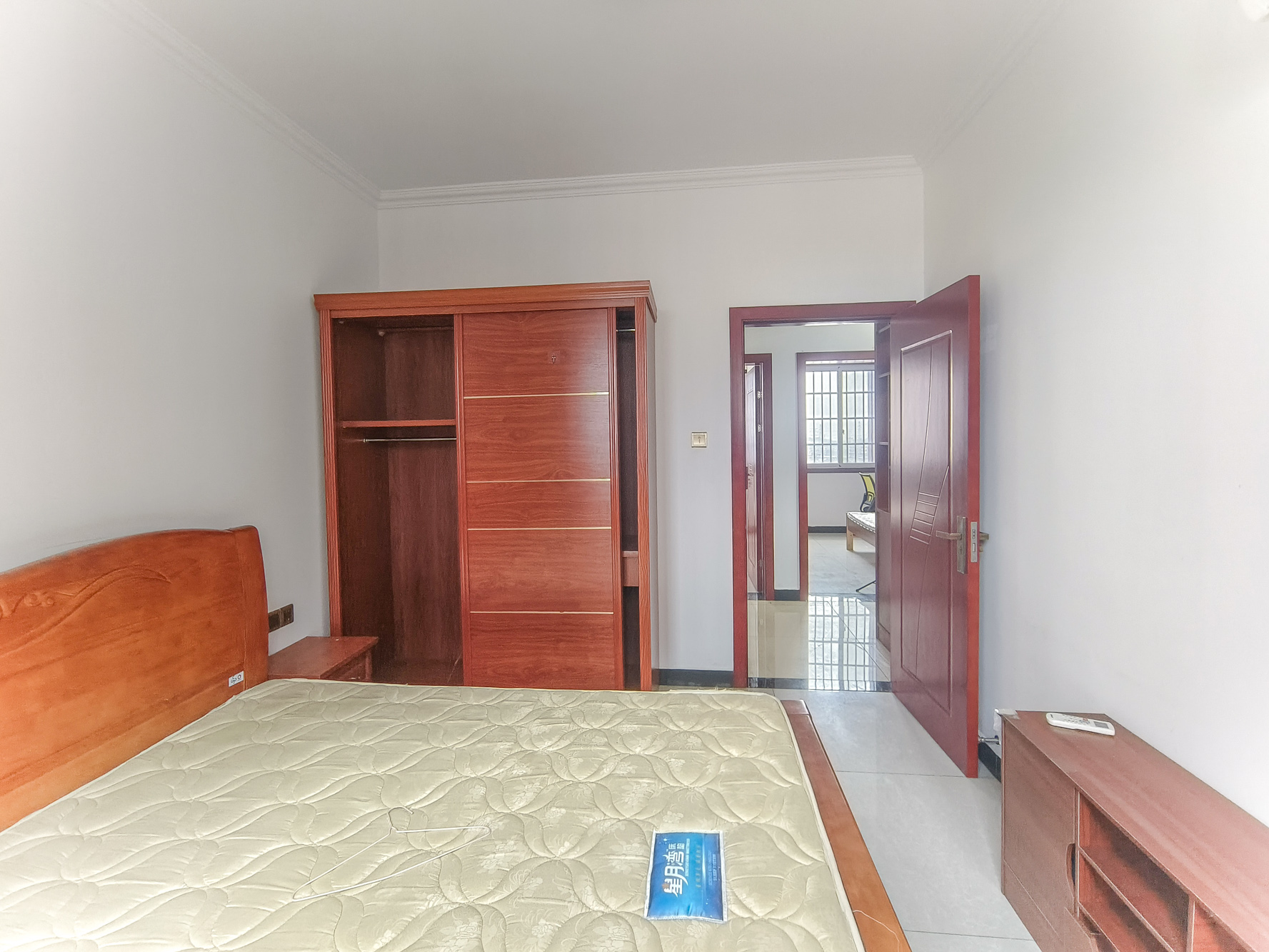 中安善化国际 3室2厅2卫 55.8万 中安善化国际 3室2厅2卫 55.8万卧室