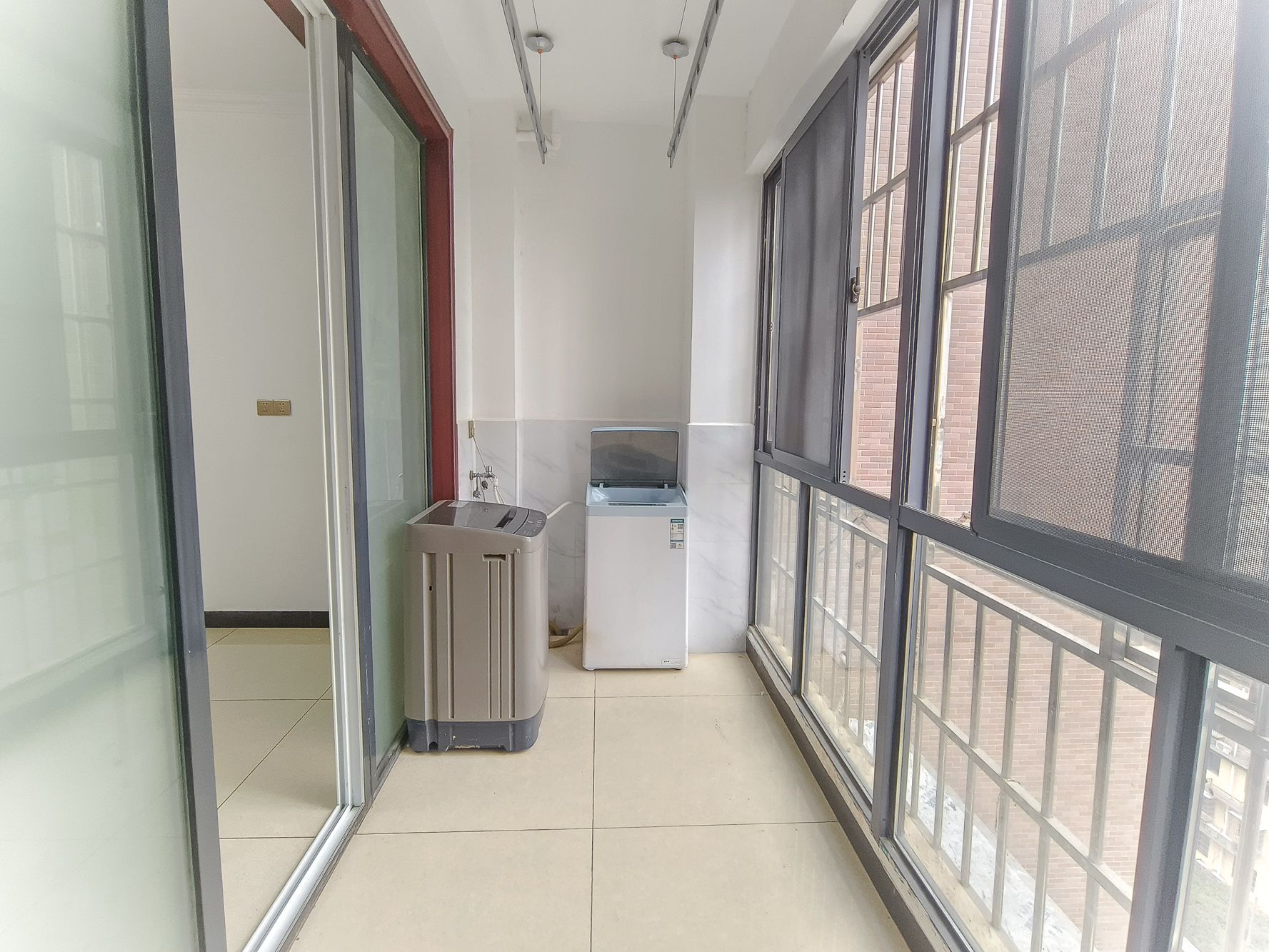 中安善化国际 3室2厅2卫 55.8万 中安善化国际 3室2厅2卫 55.8万阳台