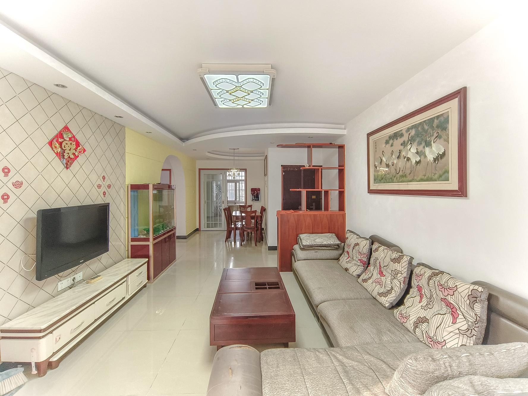 湘瑞家园 2室2厅1卫 48.0万 湘瑞家园 2室2厅1卫 48.0万客厅