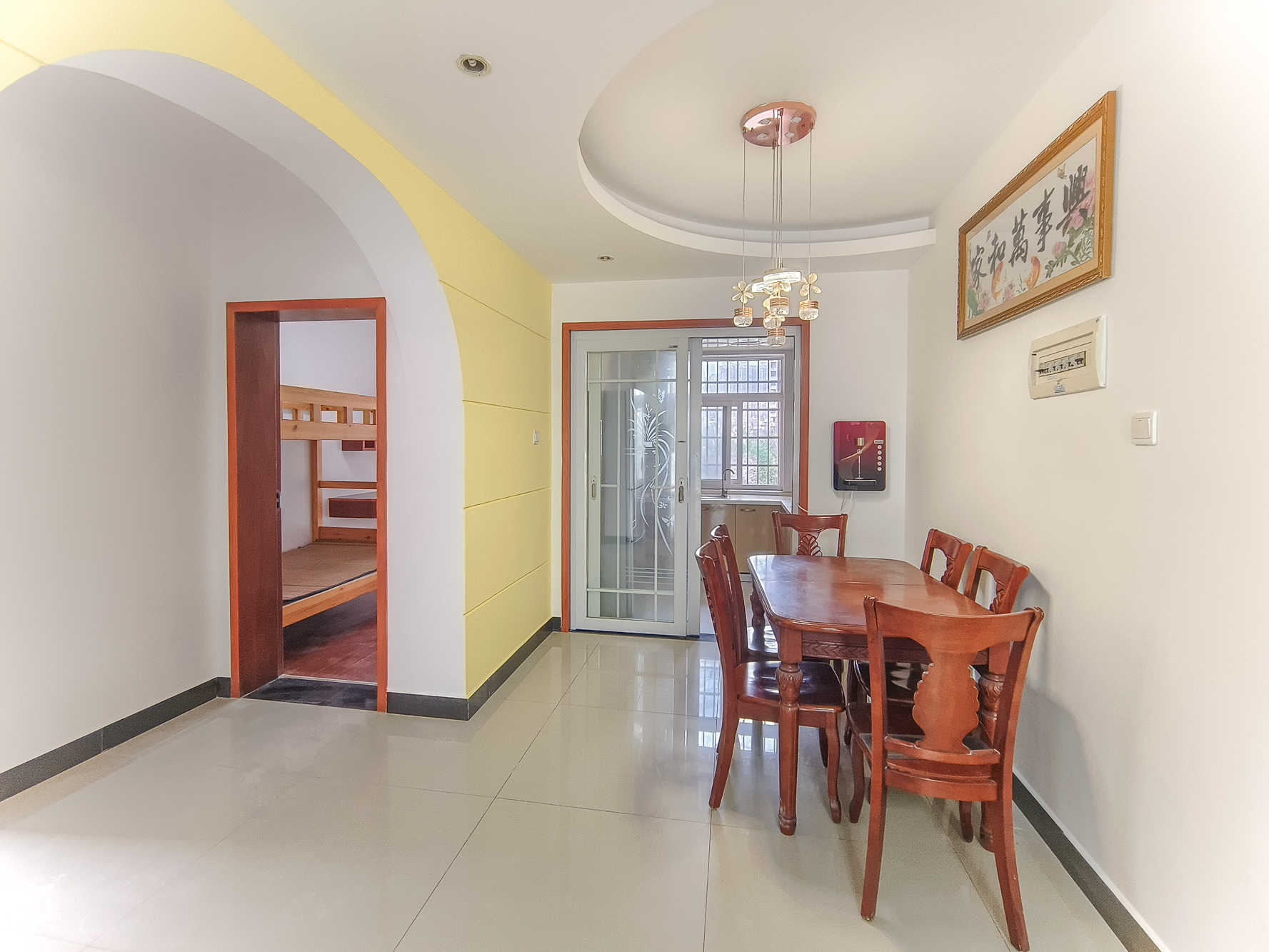 湘瑞家园 2室2厅1卫 48.0万 湘瑞家园 2室2厅1卫 48.0万客厅