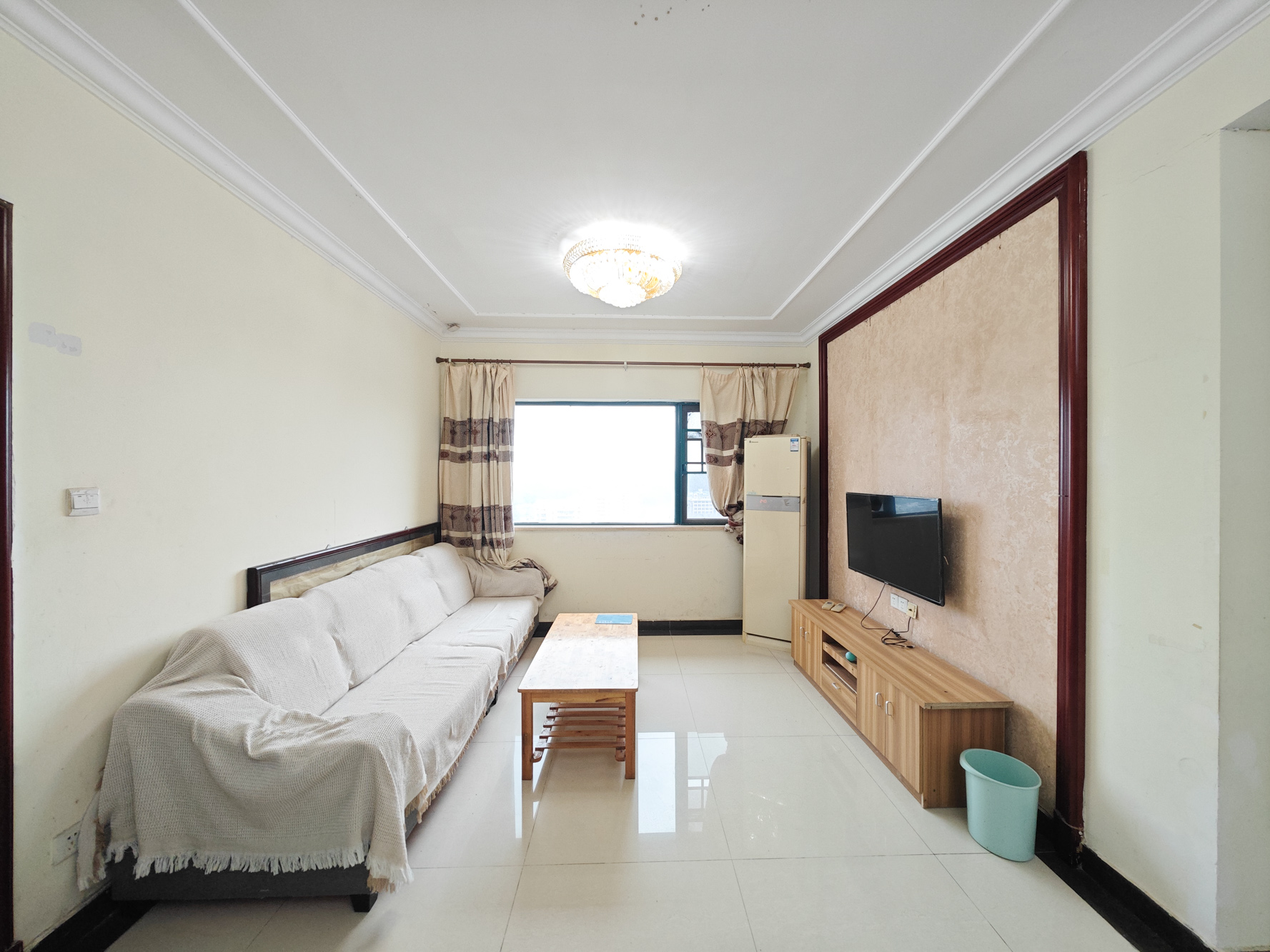 恒大城 3室2厅1卫 69.0万 恒大城 3室2厅1卫 69.0万客厅