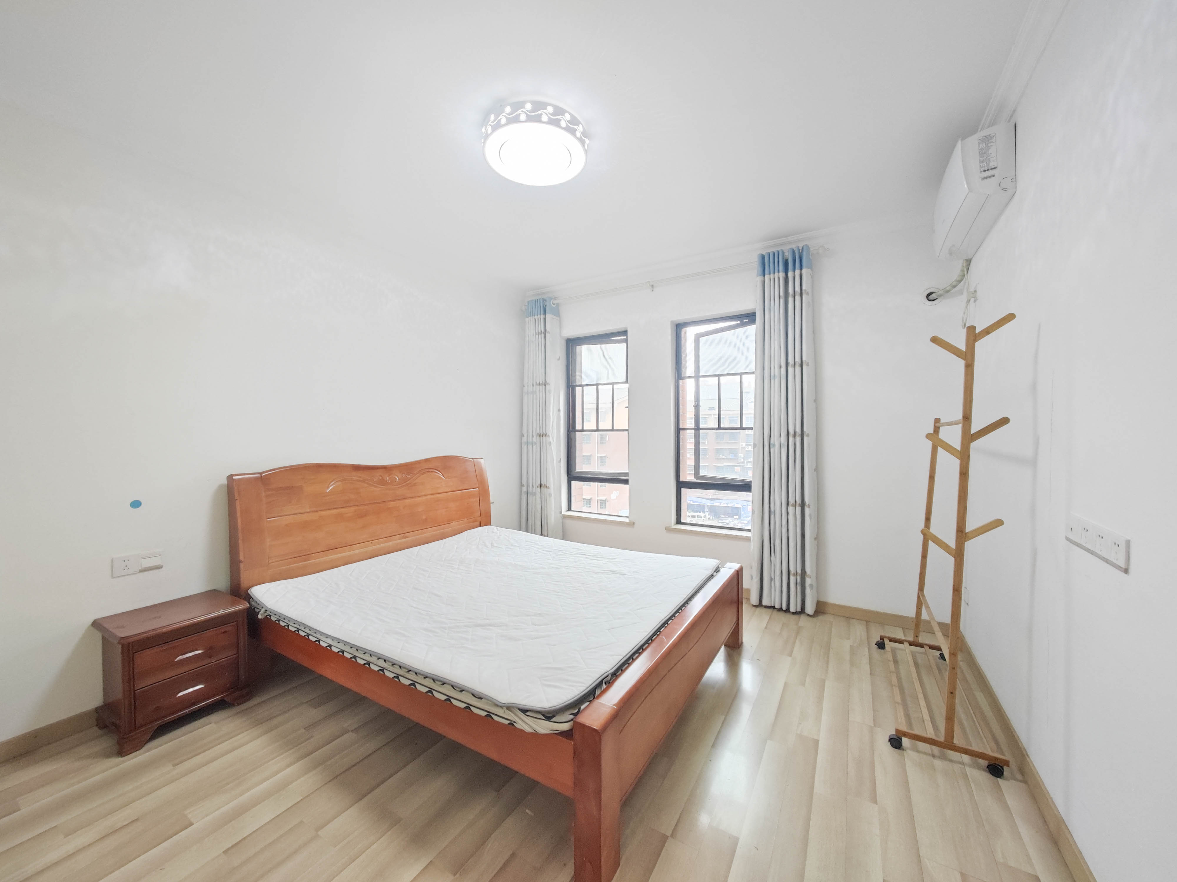 华雅林语苑 2室2厅1卫 105.0万 华雅林语苑 2室2厅1卫 105.0万卧室