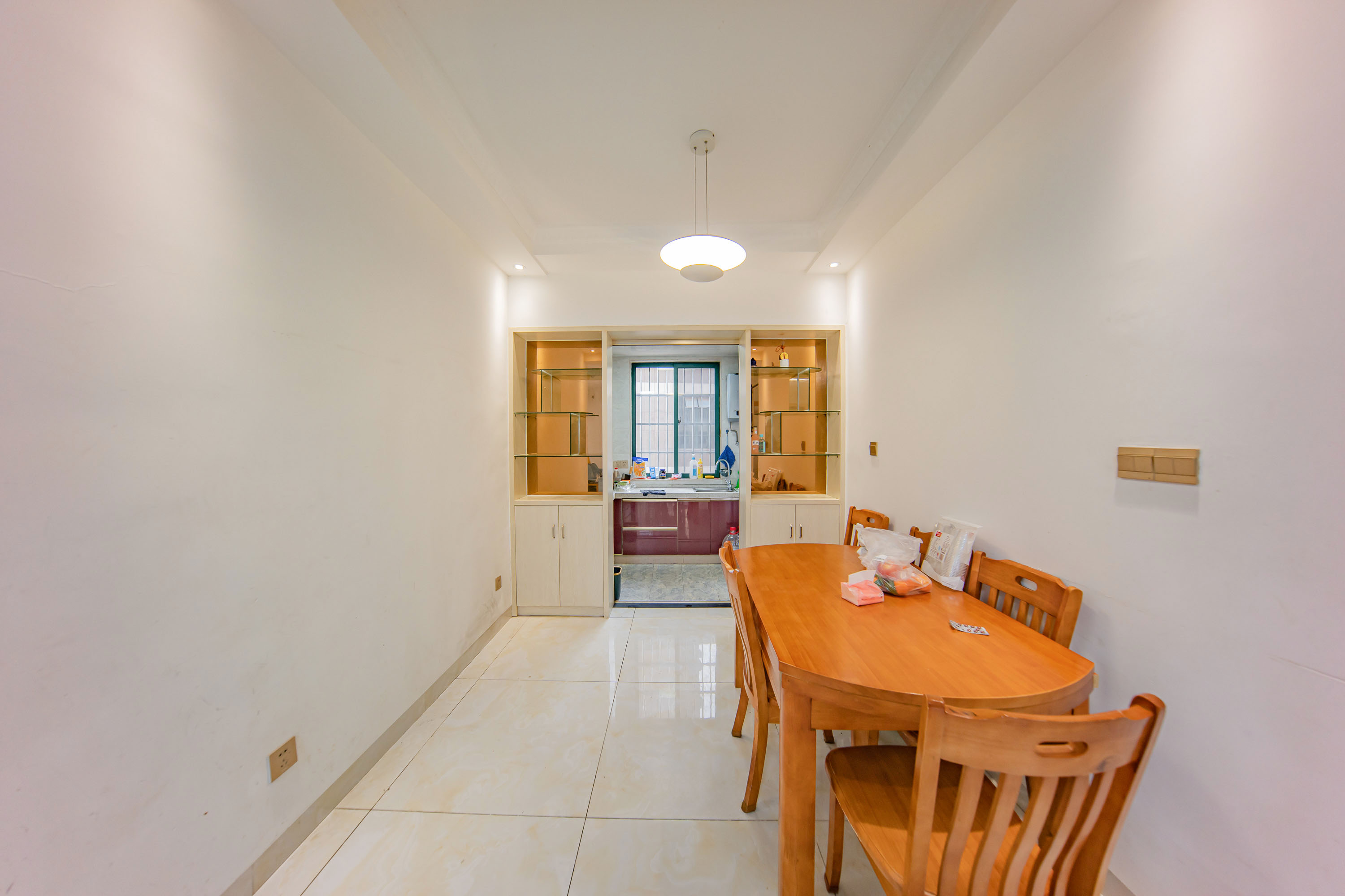 洋湖时代  3室2厅1卫    62.0万 洋湖时代  3室2厅1卫    62.0万客厅