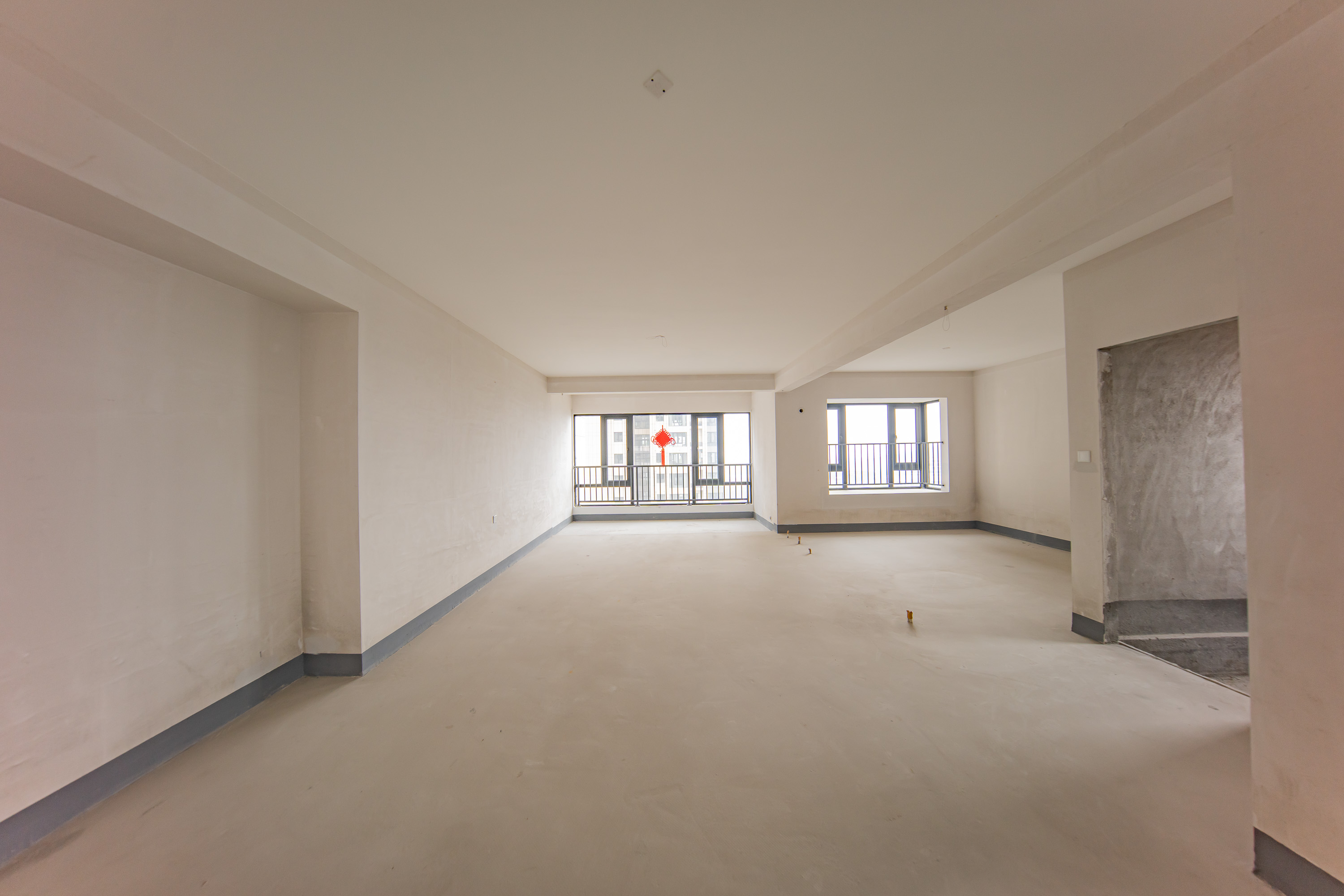 建投象山国际  4室2厅2卫   153.00万