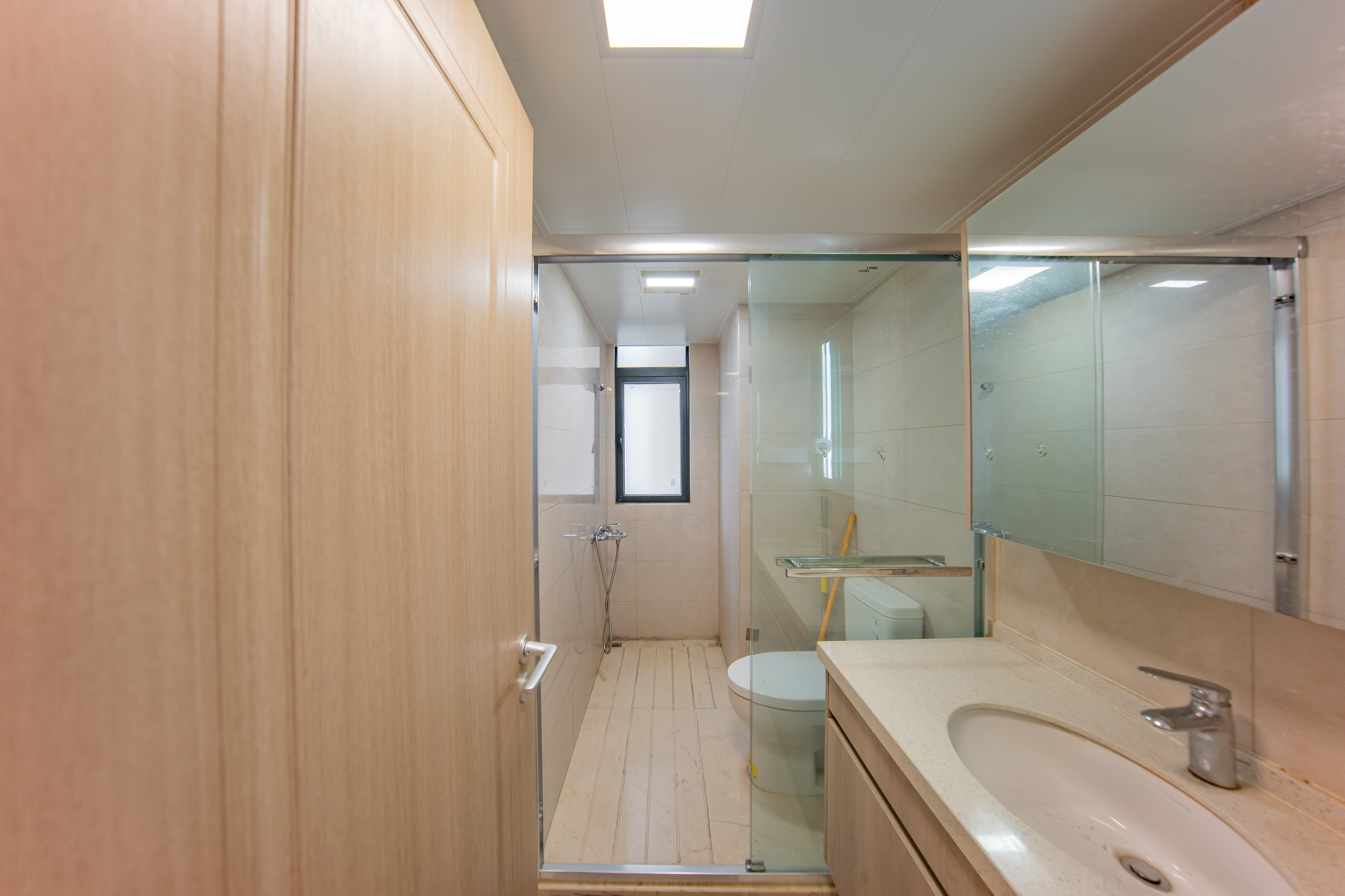 建投象山国际  3室2厅2卫   158.00万卫生间