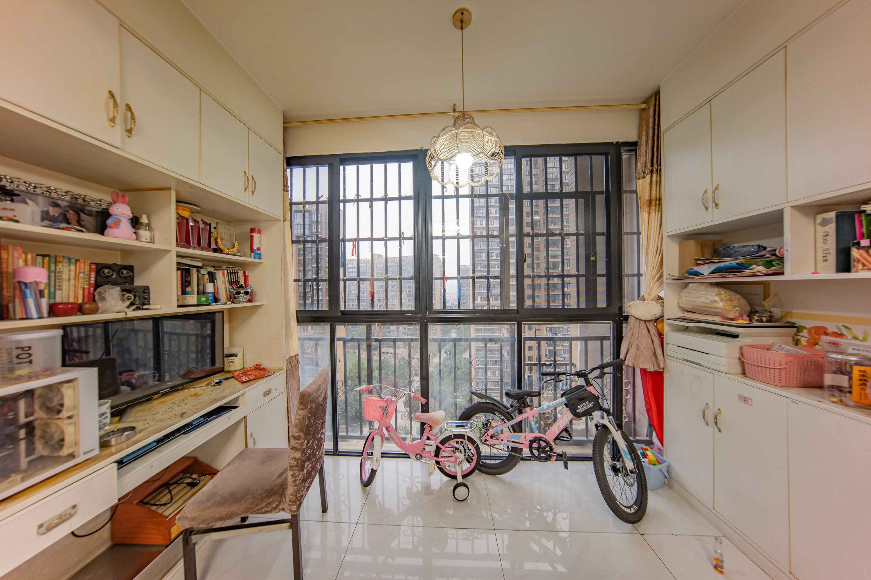 金鼎公园尚  2室2厅1卫    62.8万 金鼎公园尚  2室2厅1卫    62.8万阳台