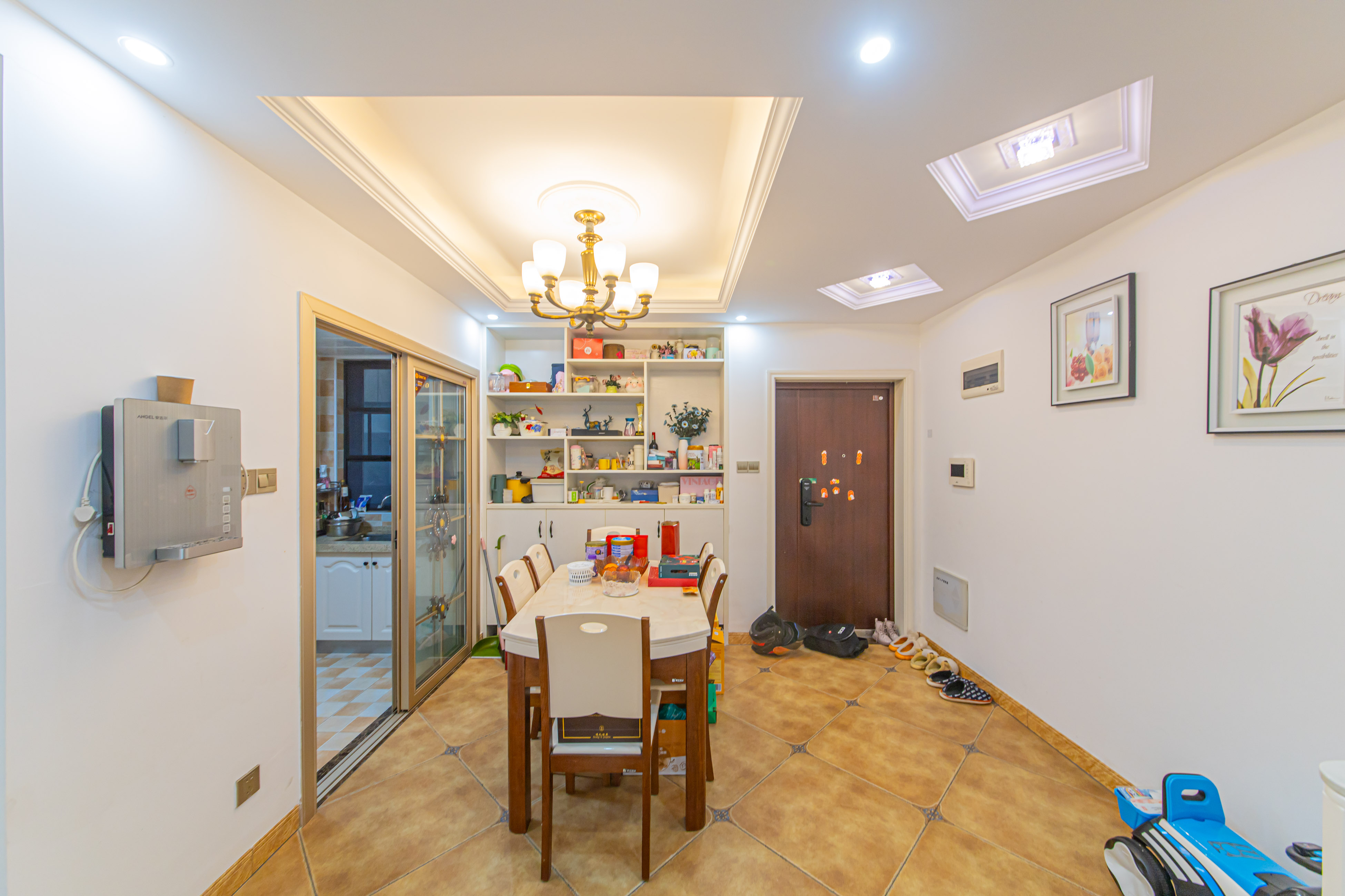 鑫远悦城(鑫远悦时代)  3室2厅1卫    102.0万 鑫远悦城(鑫远悦时代)  3室2厅1卫    102.0万客厅