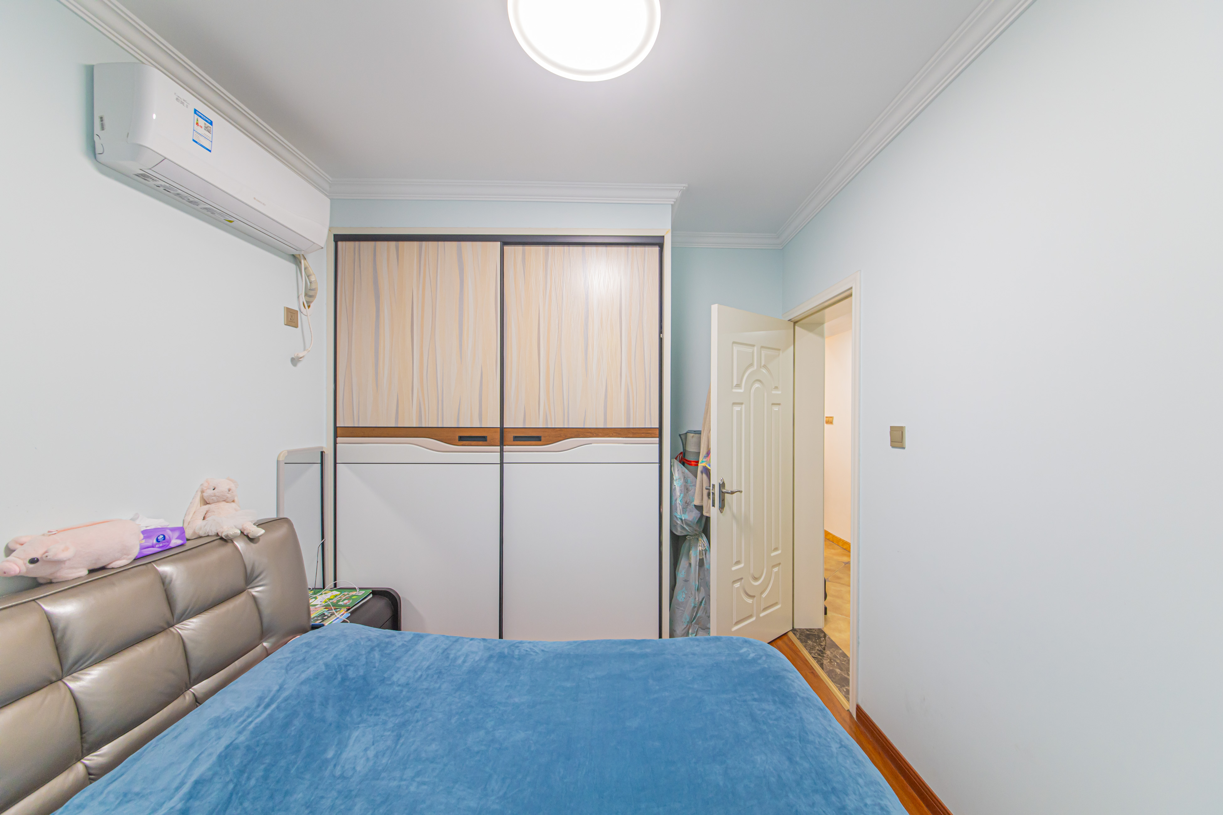 鑫远悦城(鑫远悦时代)  3室2厅1卫    102.0万 鑫远悦城(鑫远悦时代)  3室2厅1卫    102.0万卧室