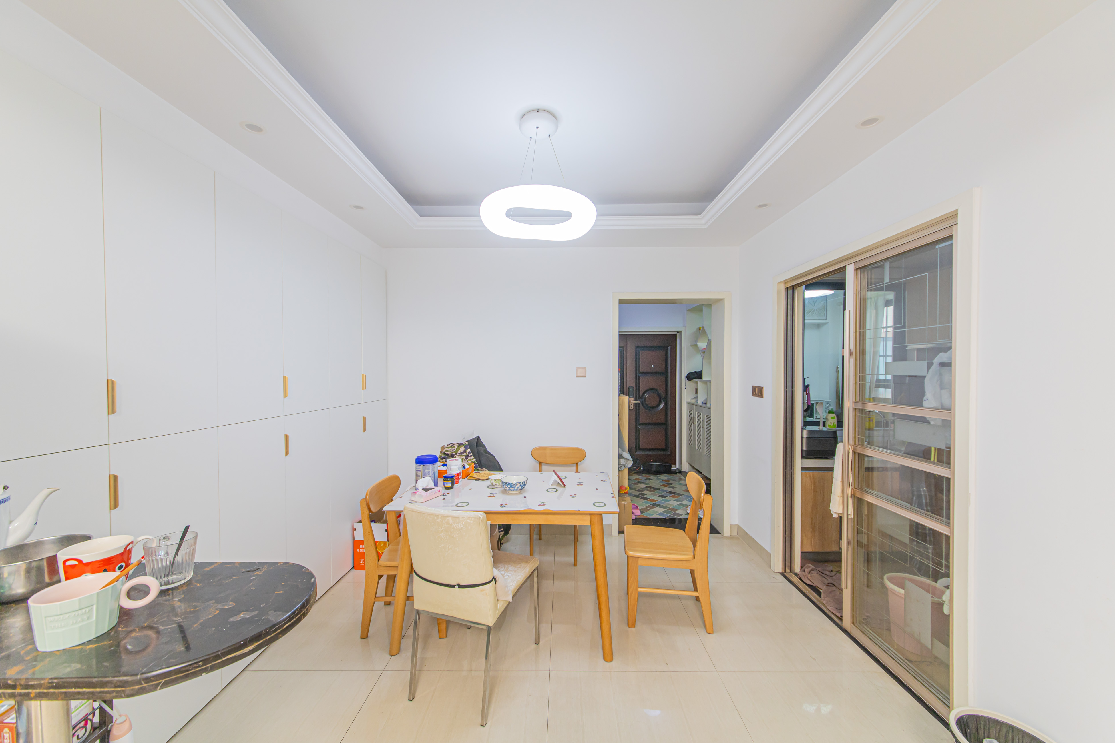 中建芙蓉嘉苑  3室2厅1卫    100.0万 中建芙蓉嘉苑  3室2厅1卫    100.0万客厅