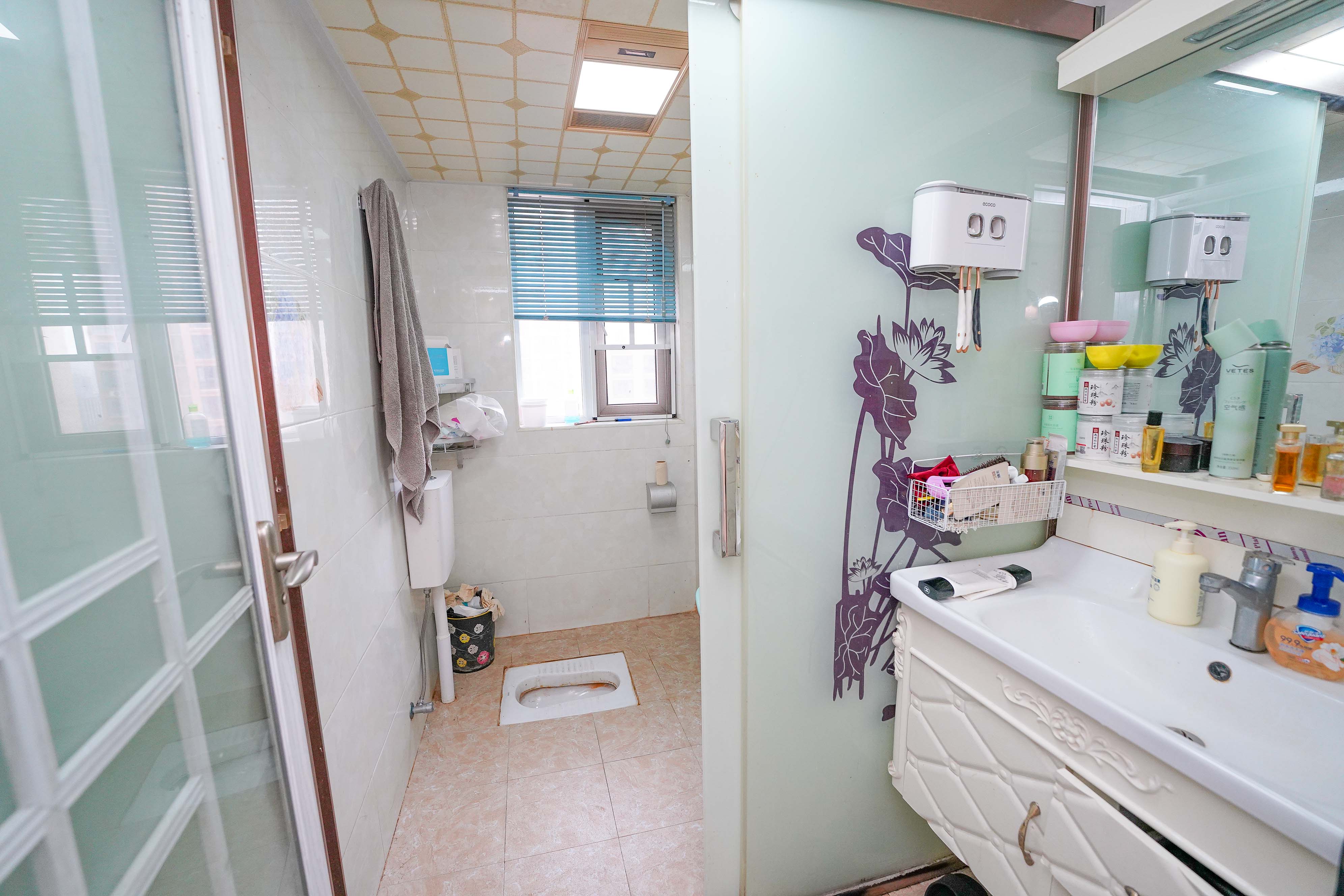 丽发新城  3室2厅1卫    79.8万其他