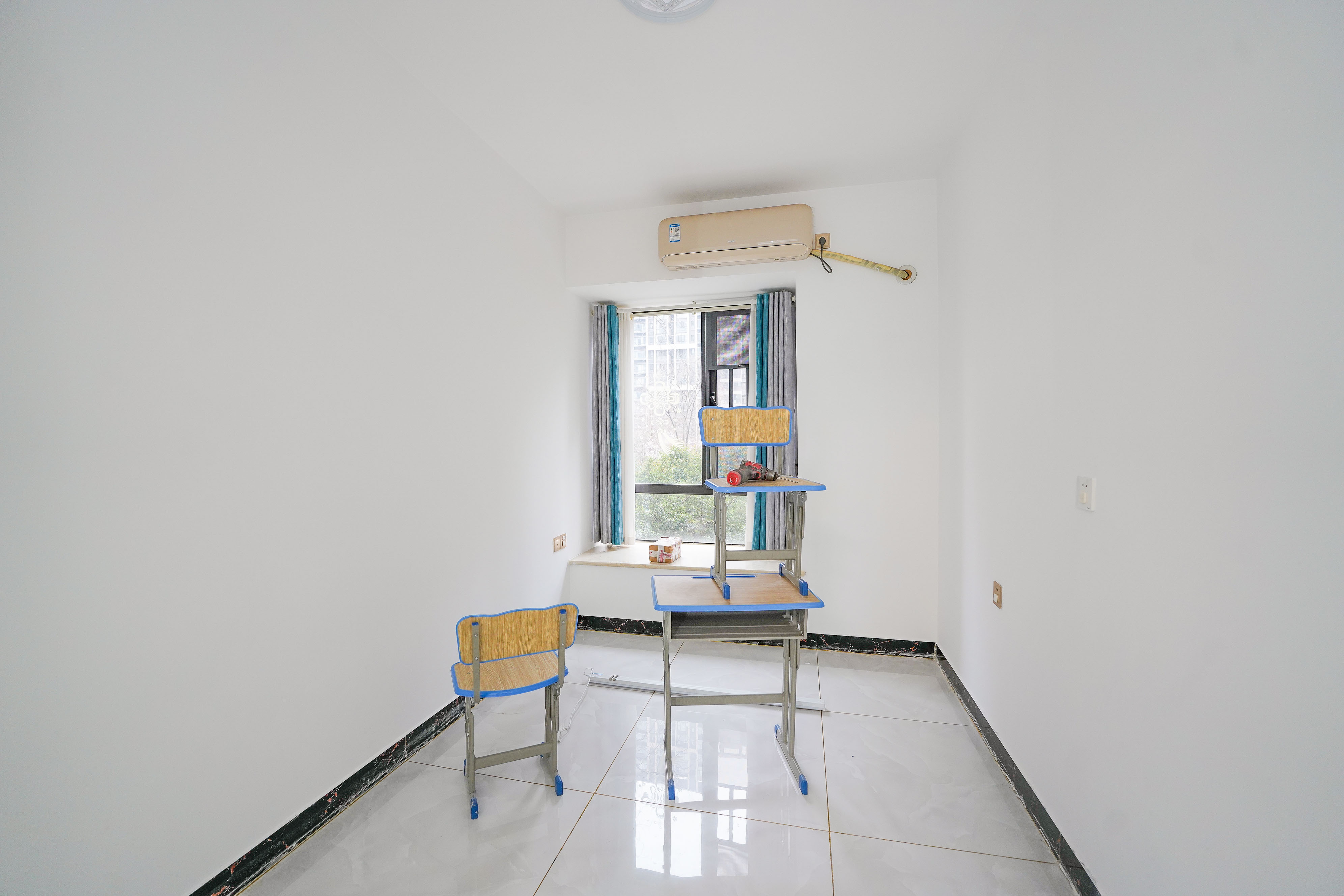 汇金城/嘉华城(二期、三期) 4室2厅2卫 138.0万 汇金城/嘉华城(二期、三期) 4室2厅2卫 138.0万卧室