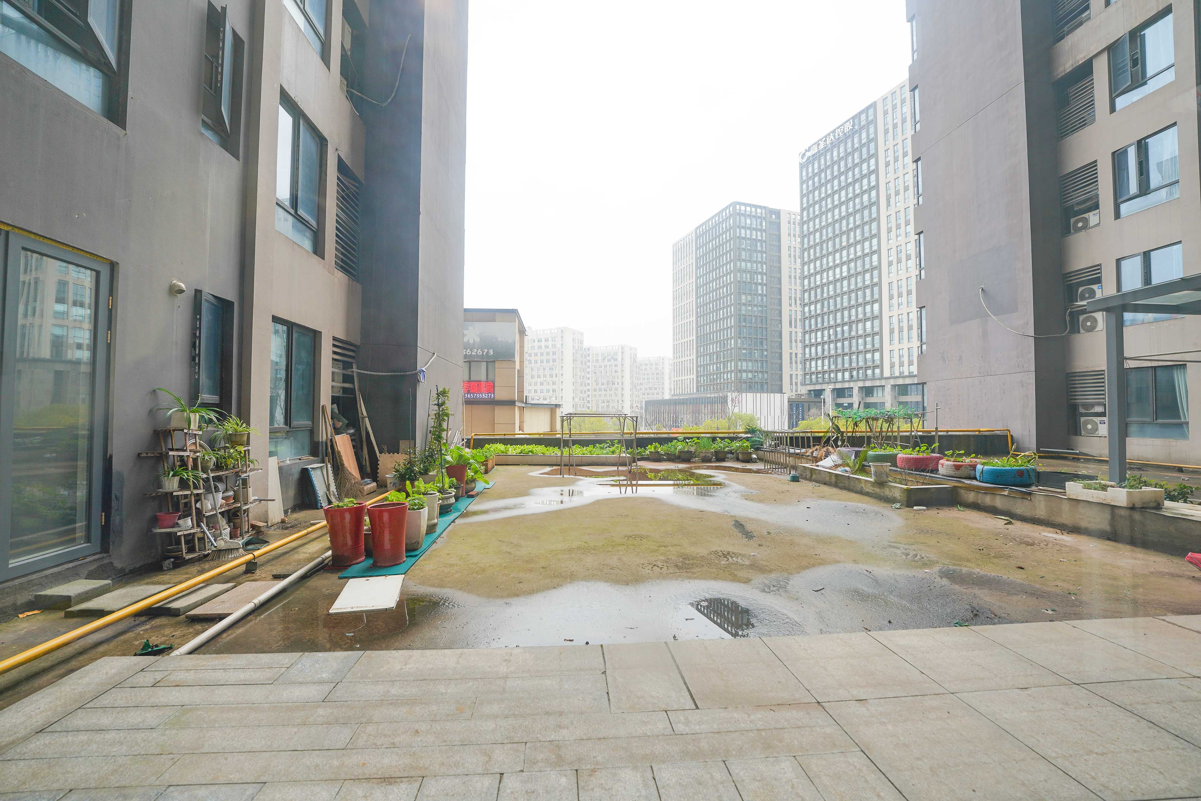 汇金城/嘉华城(二期、三期) 4室2厅2卫 138.0万 汇金城/嘉华城(二期、三期) 4室2厅2卫 138.0万阳台