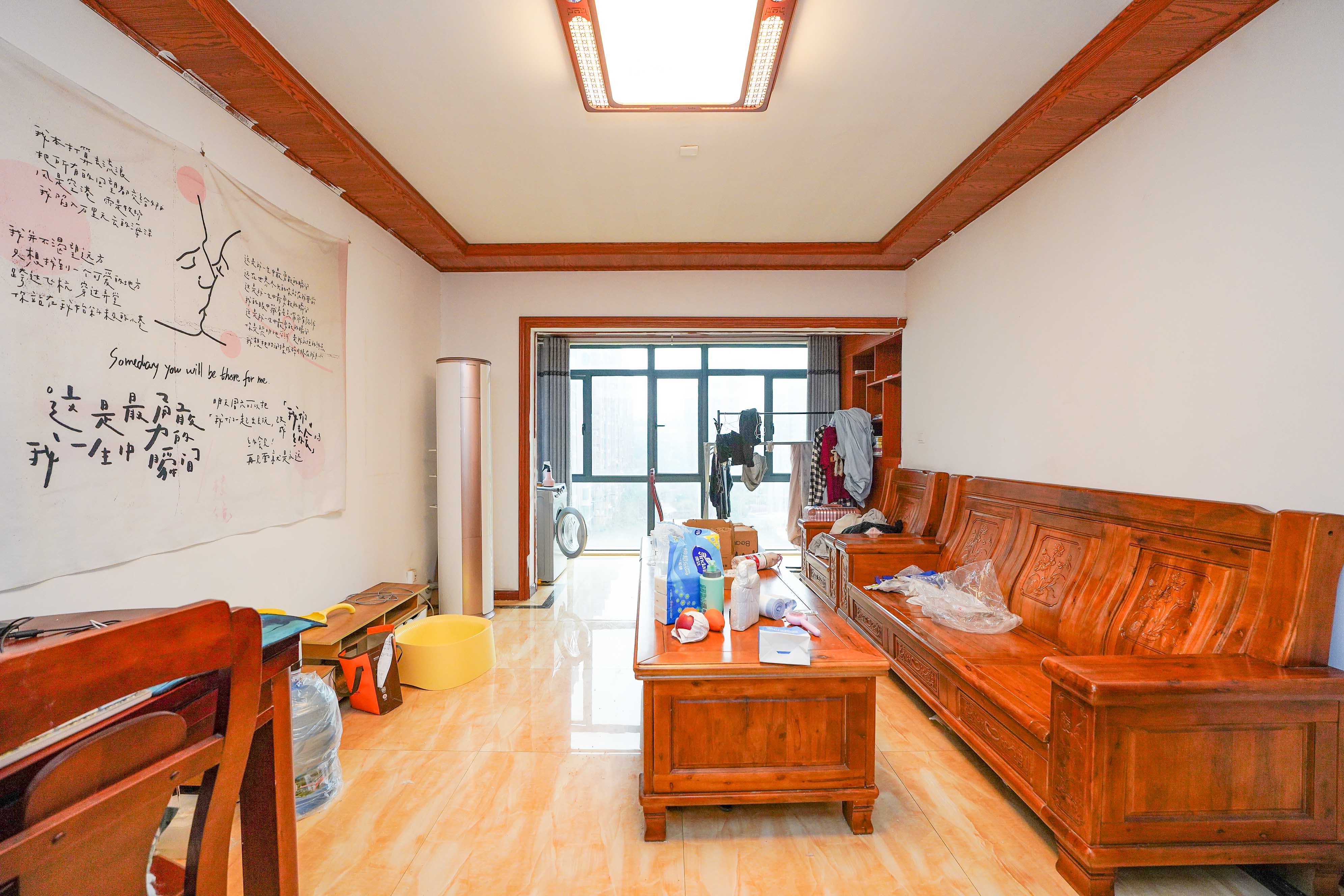 金谷豪庭  2室2厅1卫    53.8万 金谷豪庭  2室2厅1卫    53.8万客厅