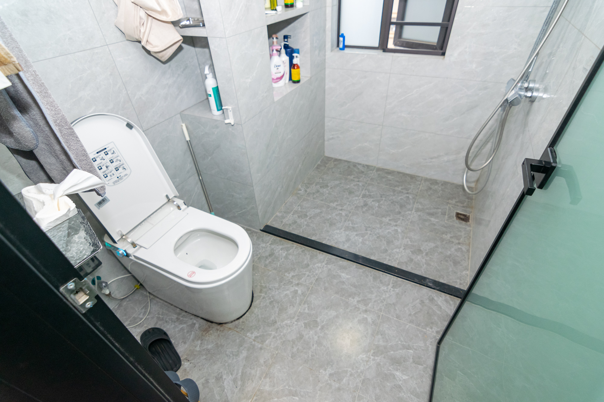 三润城(三润星城) 4室2厅2卫 140.0万 三润城(三润星城) 4室2厅2卫 140.0万卫生间