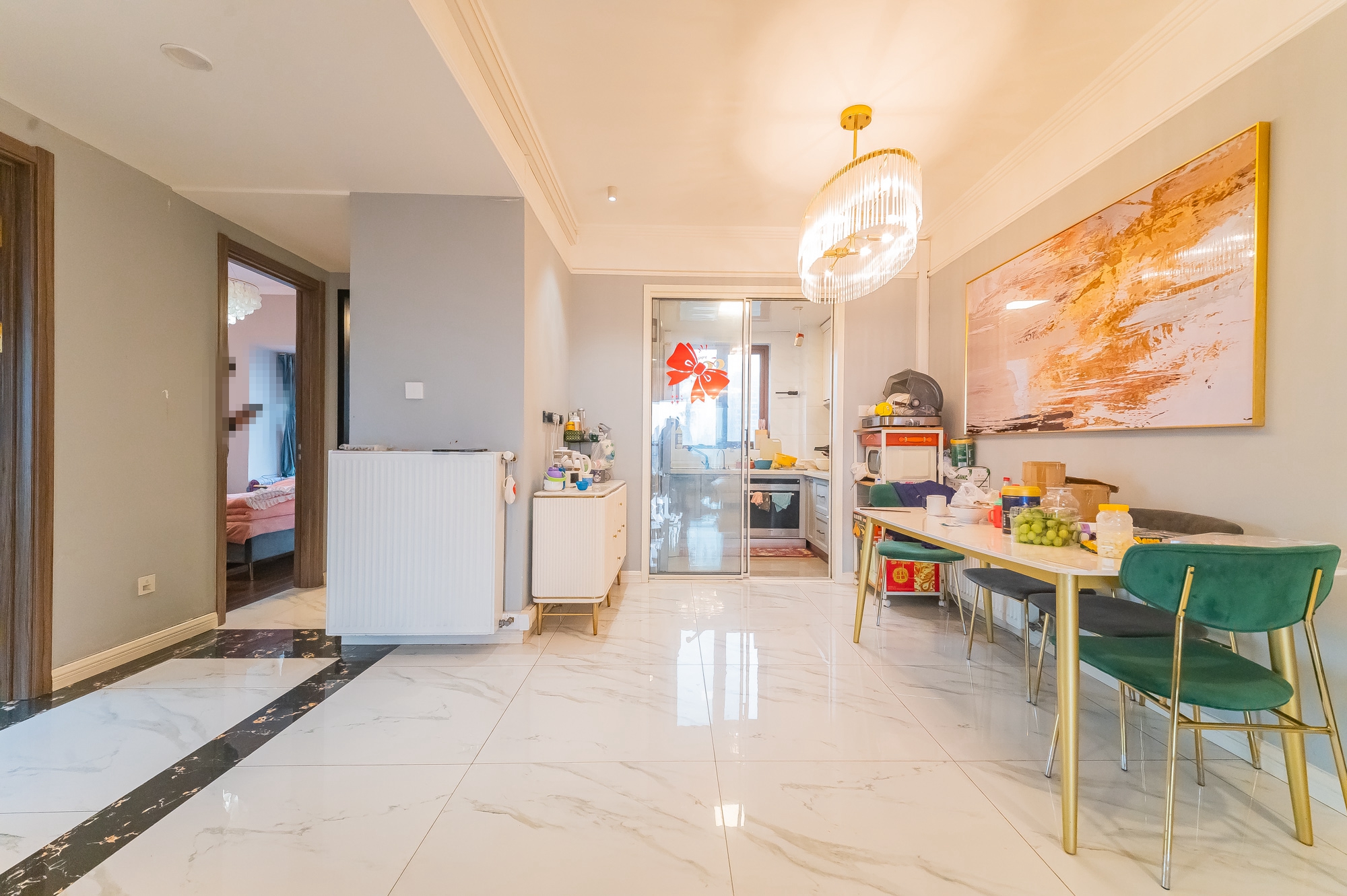 碧桂园中央花园 4室2厅2卫 128.0万 碧桂园中央花园 4室2厅2卫 128.0万客厅