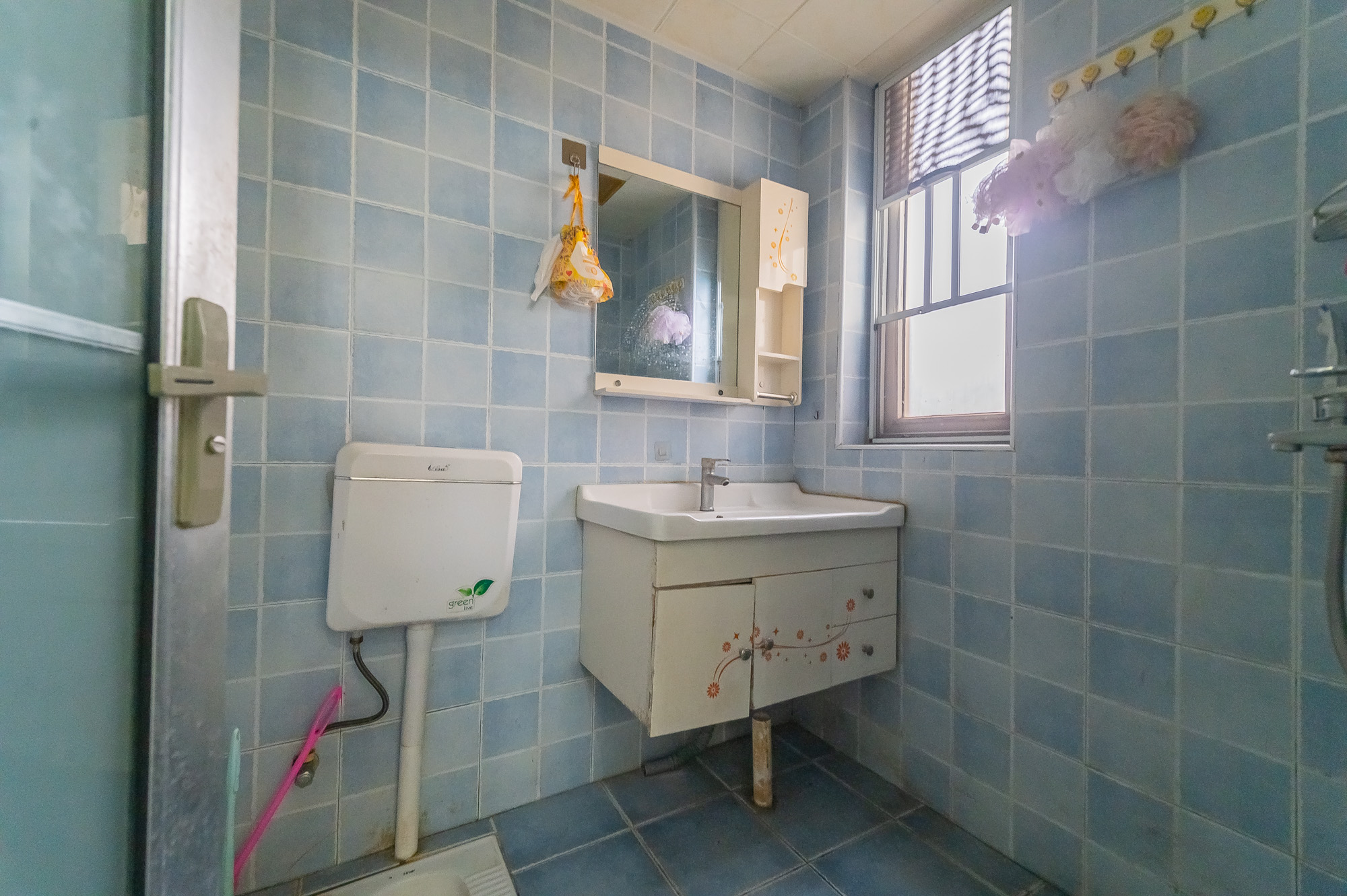 MOMA当代广场 3室2厅1卫 56.38万 MOMA当代广场 3室2厅1卫 56.38万卫生间