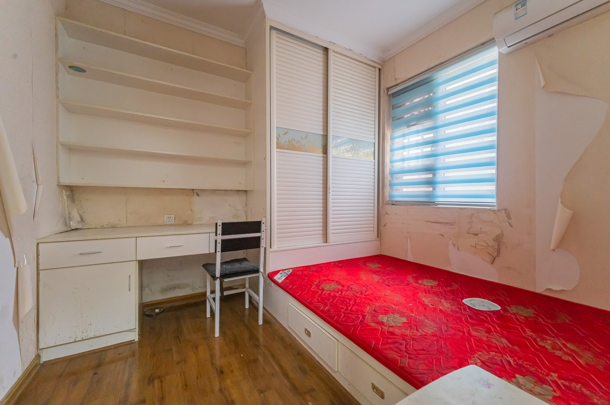 MOMA当代广场 3室2厅1卫 56.38万 MOMA当代广场 3室2厅1卫 56.38万卧室