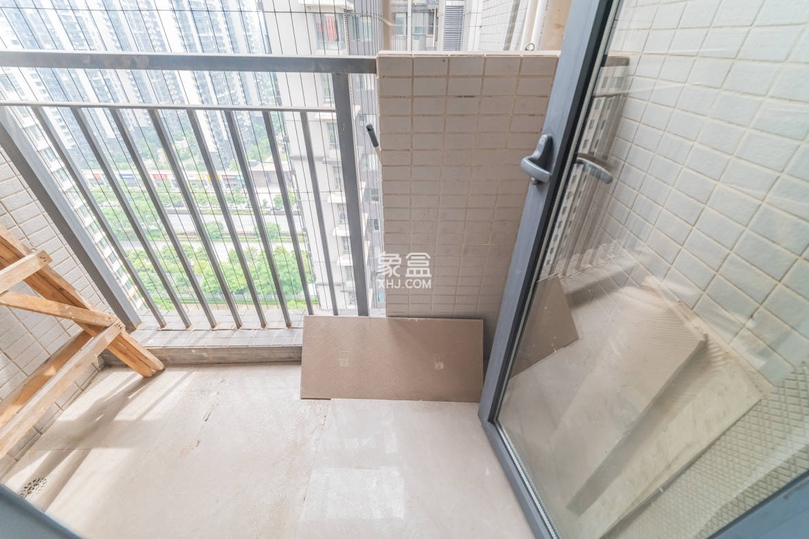 恒基凯旋门三期  2室2厅1卫    70.8万 恒基凯旋门三期  2室2厅1卫    70.8万厨房