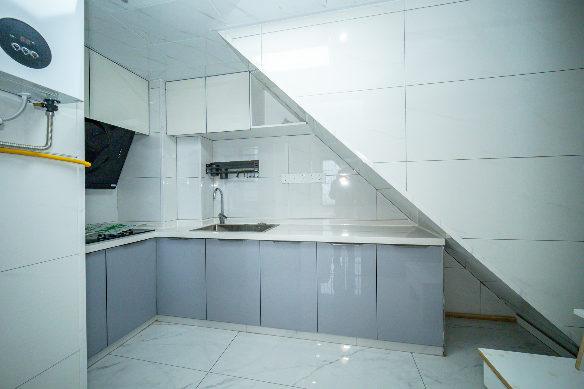 新城悦隽公园 2室2厅2卫 43.0万 新城悦隽公园 2室2厅2卫 43.0万厨房