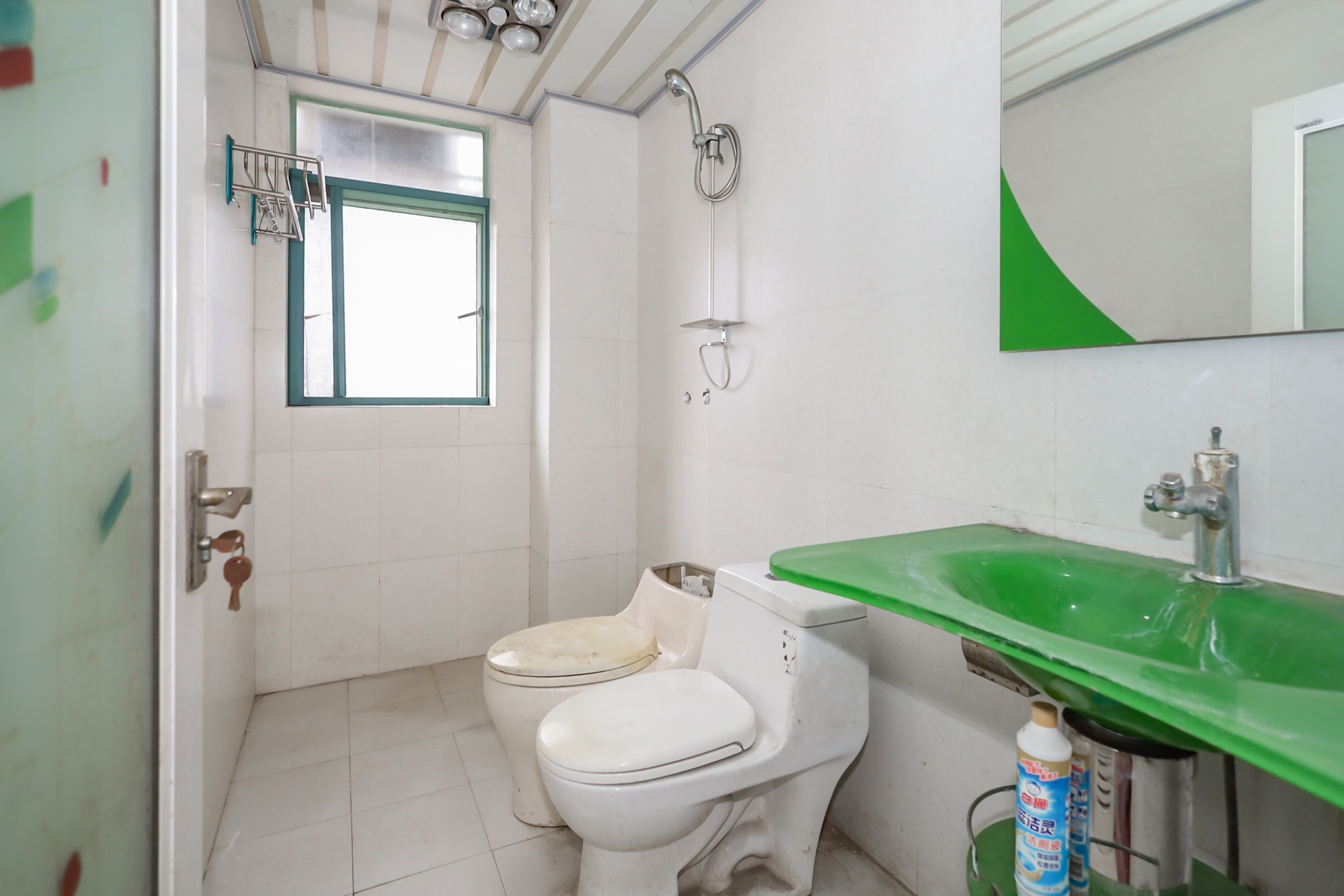 枫树园  3室2厅1卫    92.0万卫生间