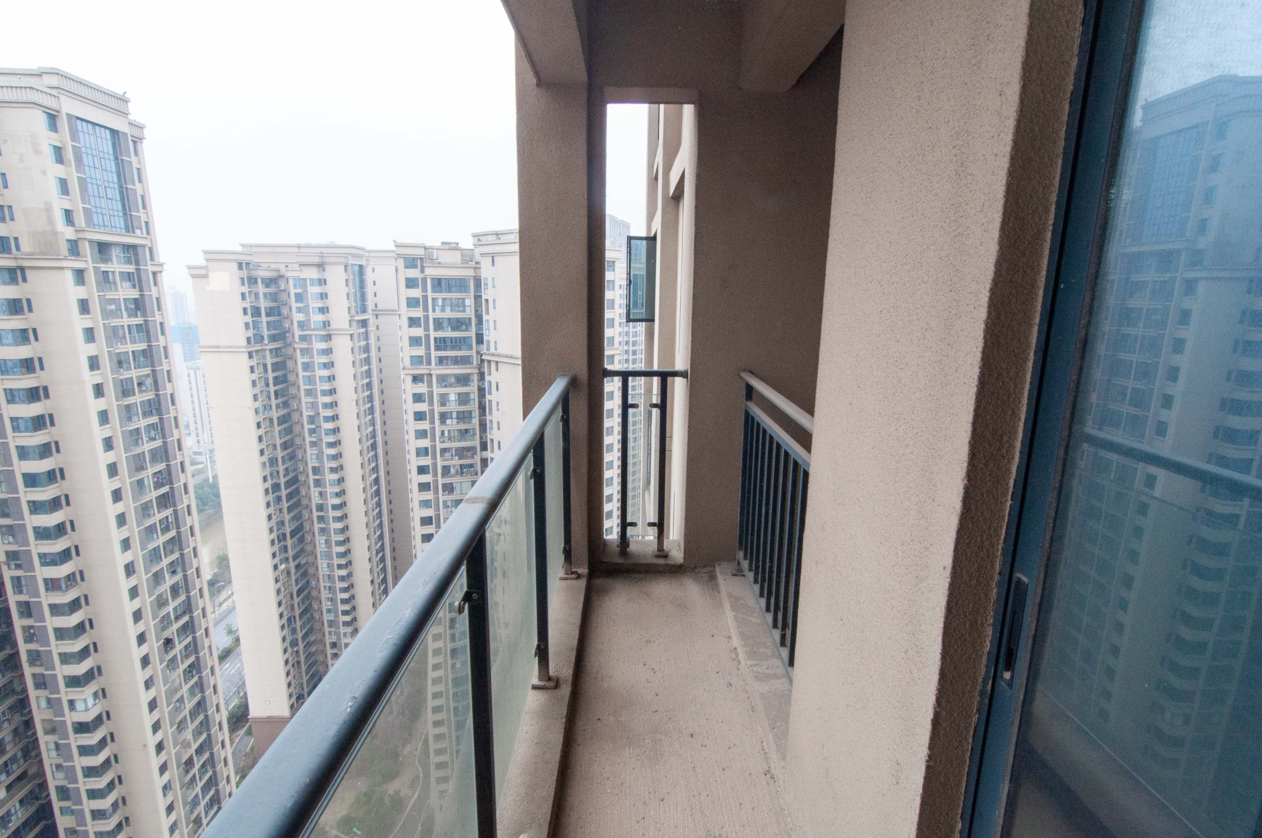 中建梅溪湖中心  4室2厅2卫   520.00万其他