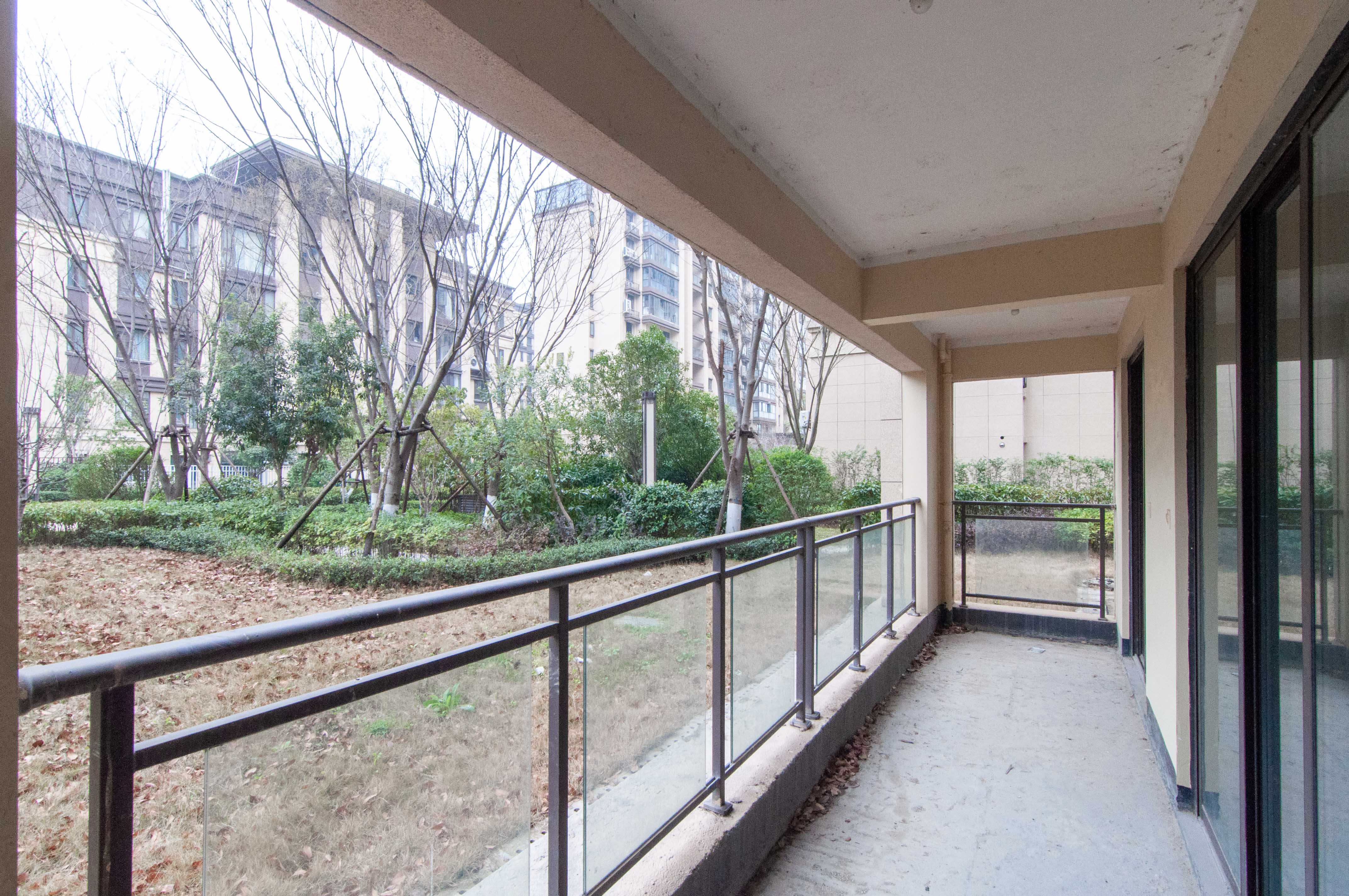 梅溪正荣府  4室2厅3卫   315.00万其他
